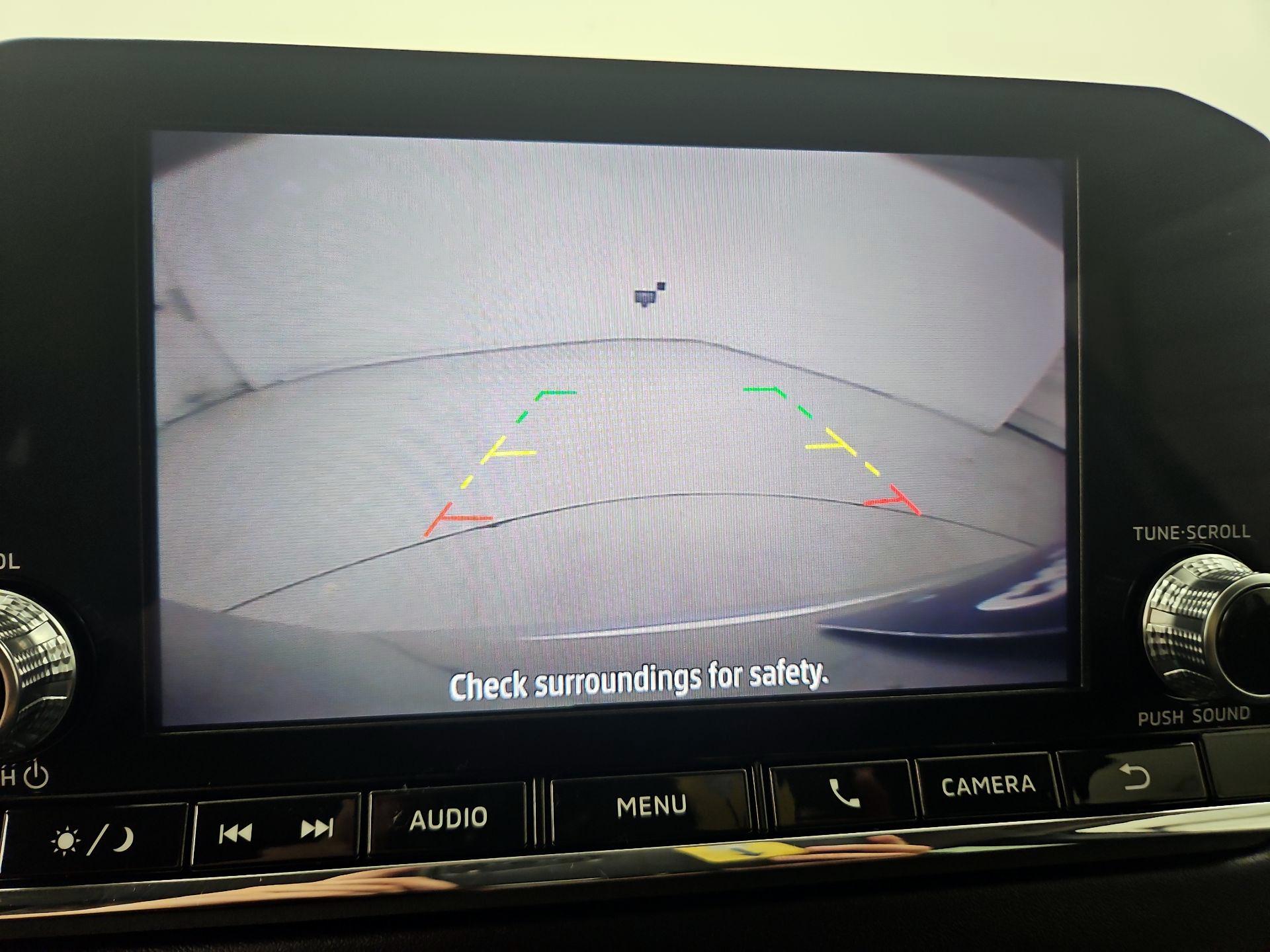 Thumbnail: 2022 Mitsubishi Outlander - 14