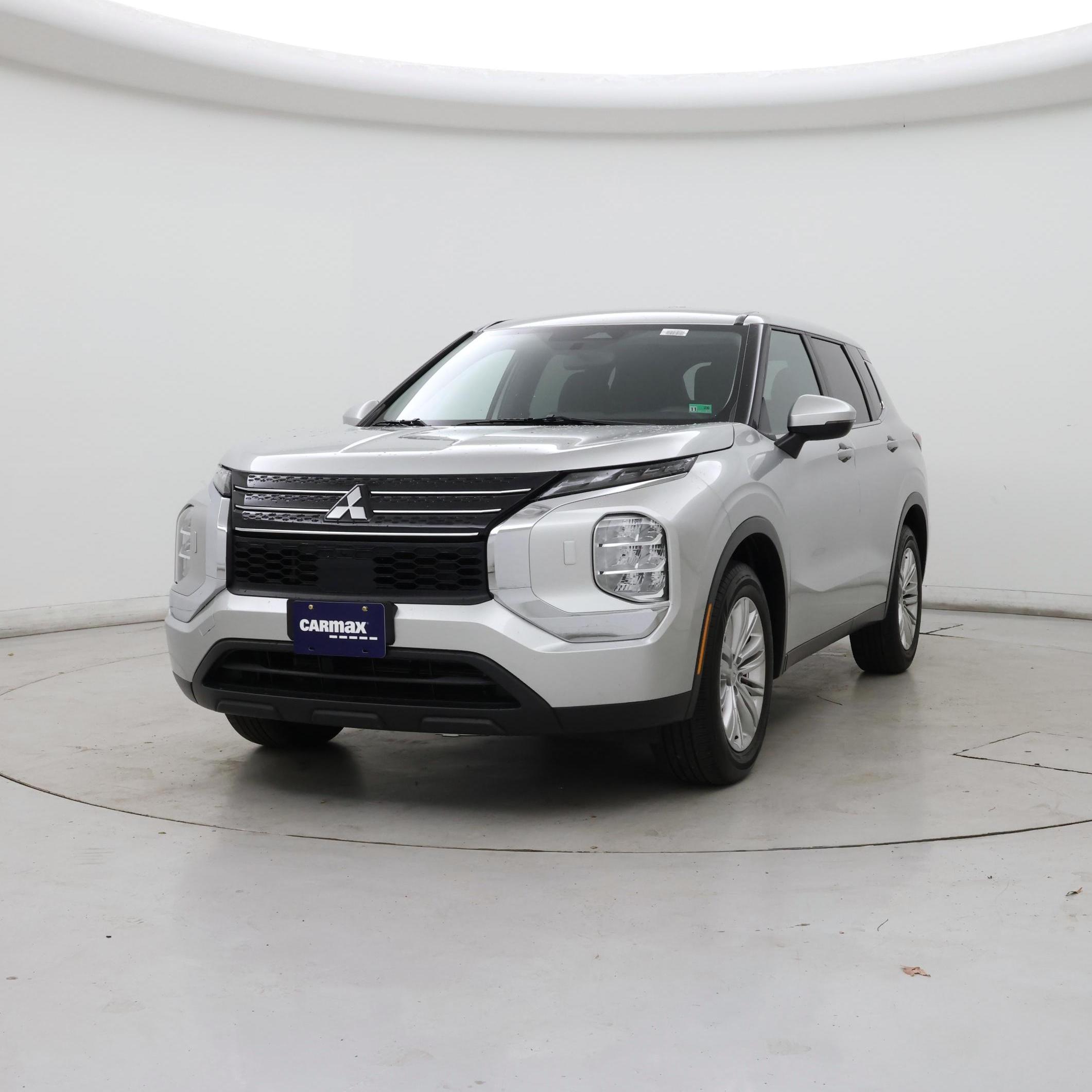 Thumbnail: 2022 Mitsubishi Outlander - 4