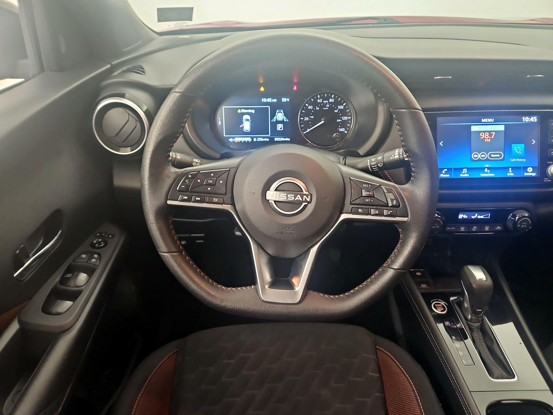 Thumbnail: 2023 Nissan Kicks - 10