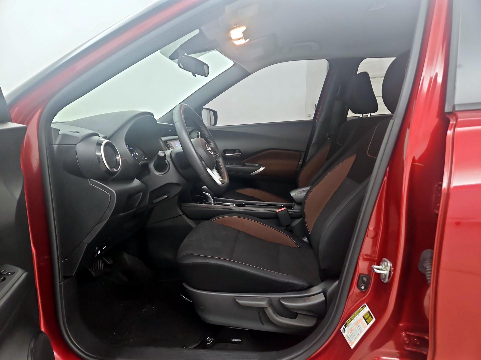 Thumbnail: 2023 Nissan Kicks - 11