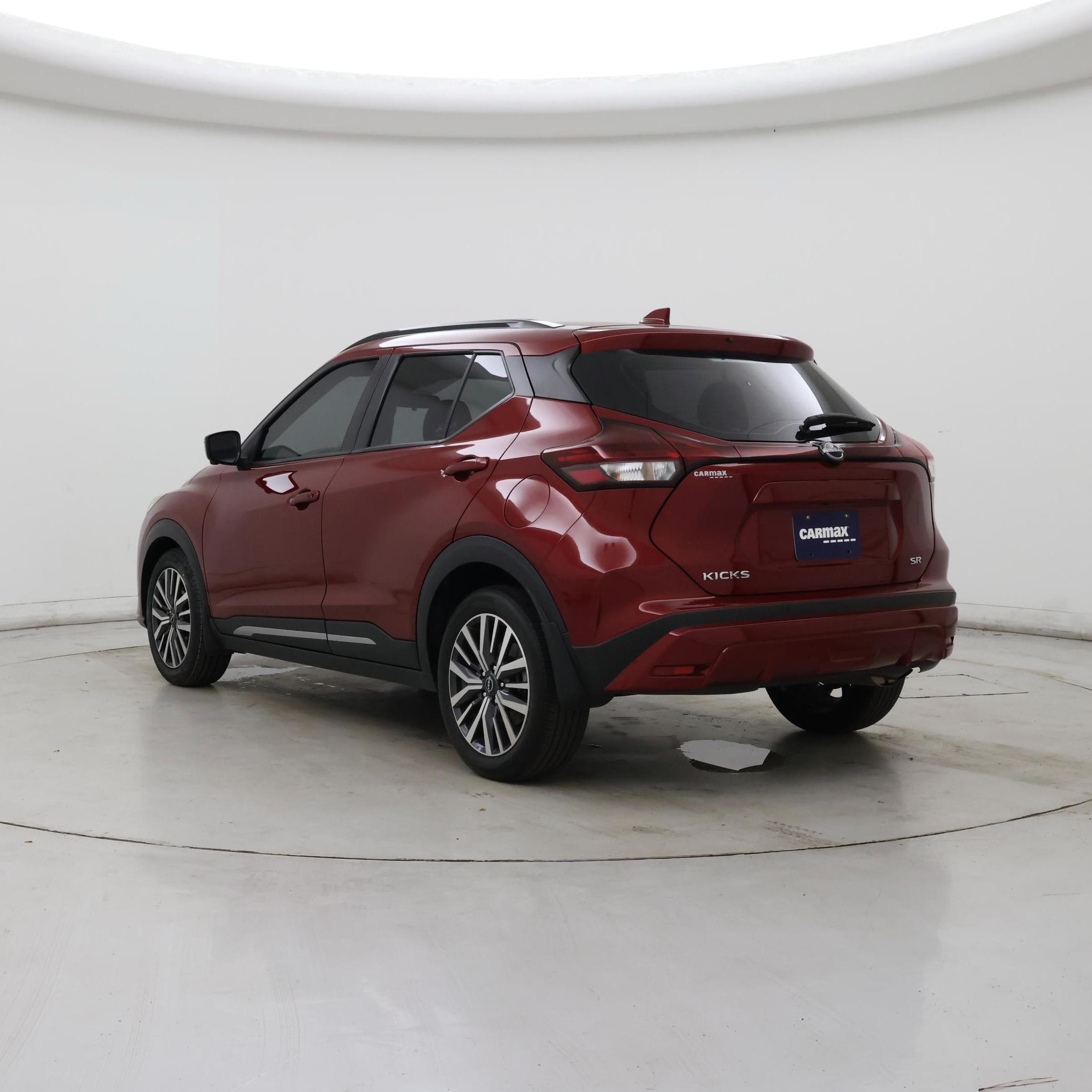 Thumbnail: 2023 Nissan Kicks - 2