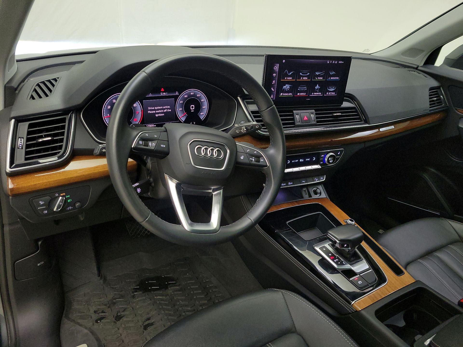 Thumbnail: 2022 Audi Q5 - 9