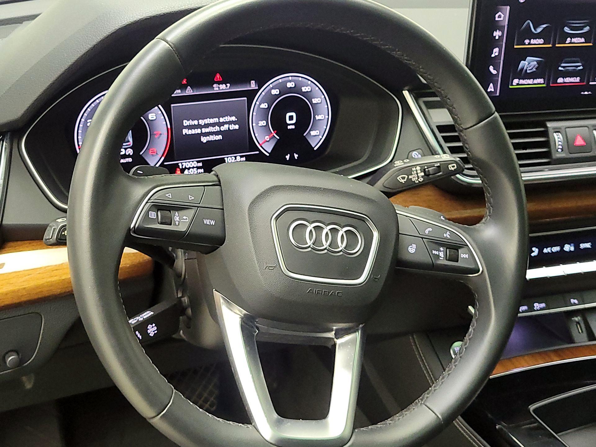 Thumbnail: 2022 Audi Q5 - 10