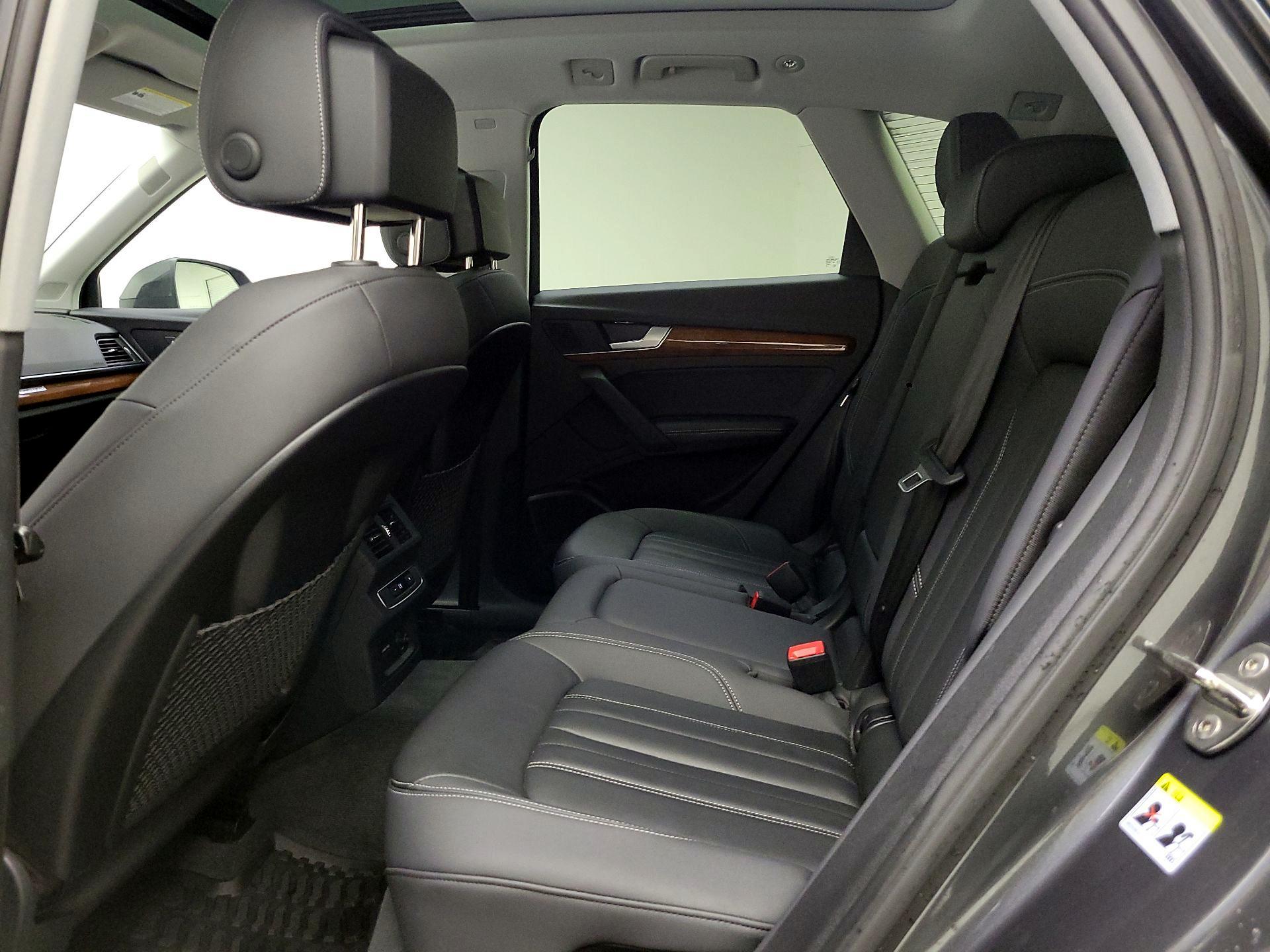 Thumbnail: 2022 Audi Q5 - 20