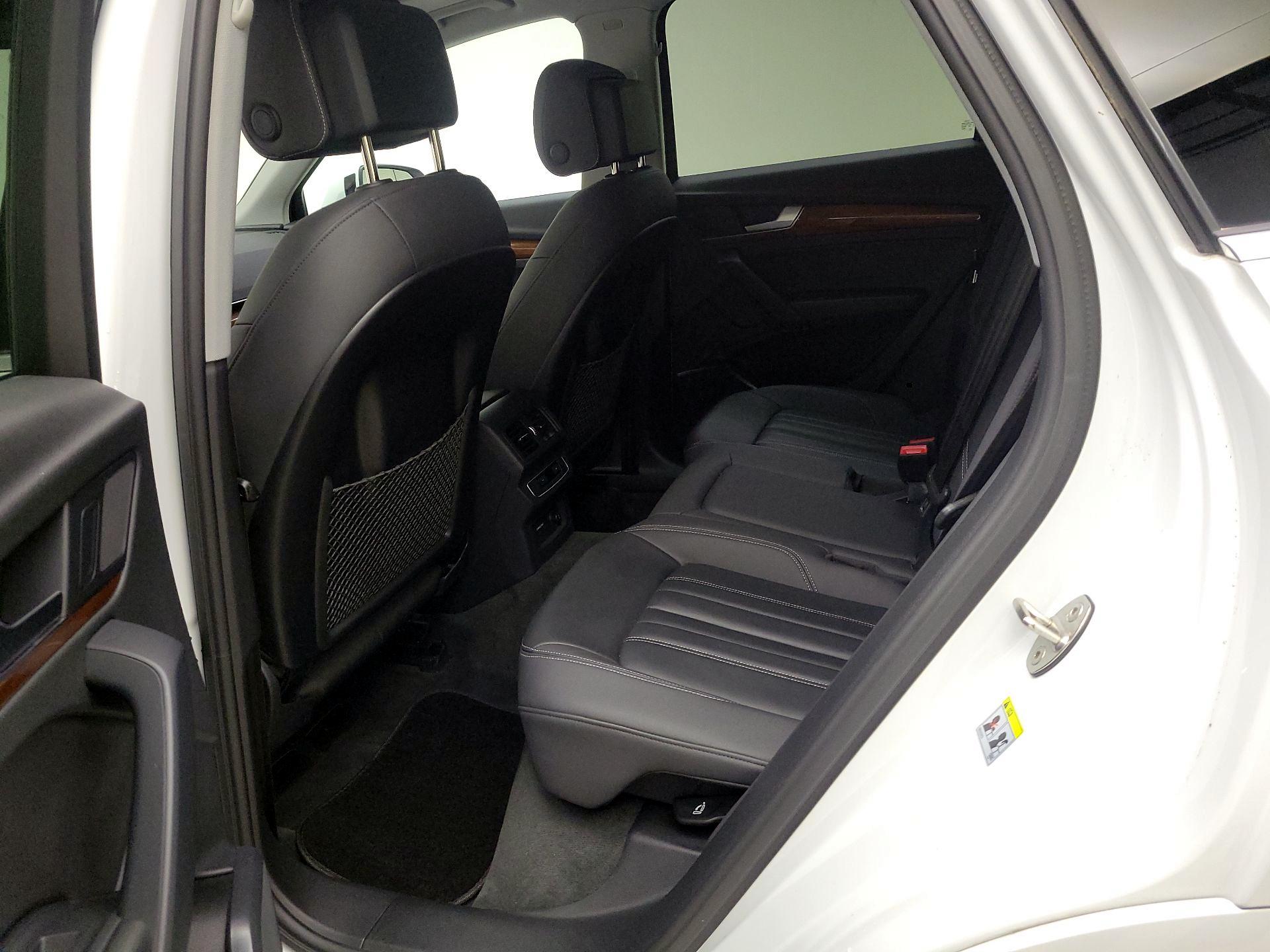 Thumbnail: 2023 Audi Q5 - 19