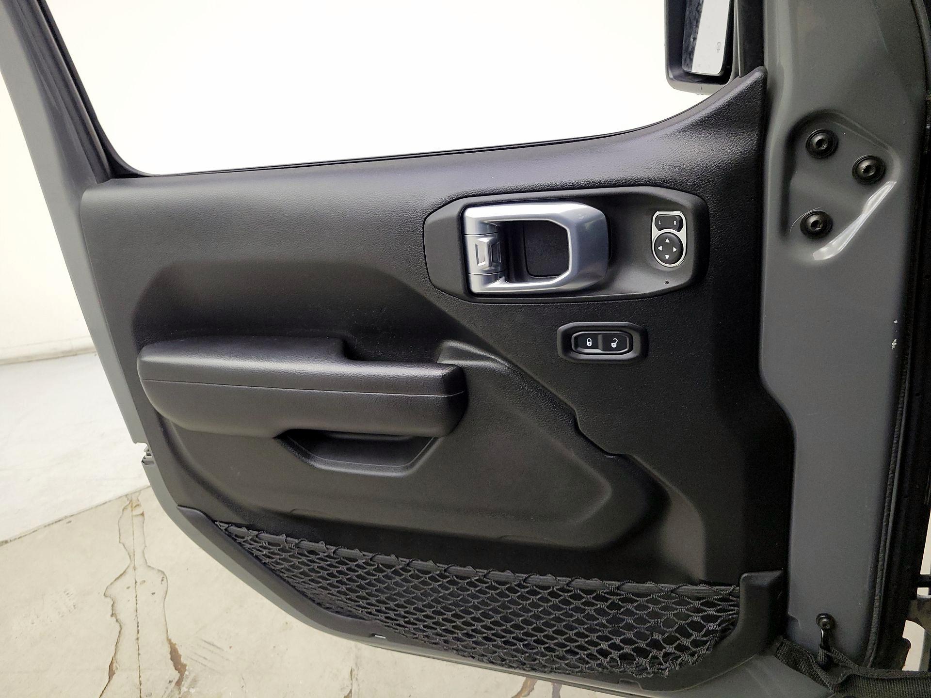 Thumbnail: 2021 Jeep Wrangler - 12