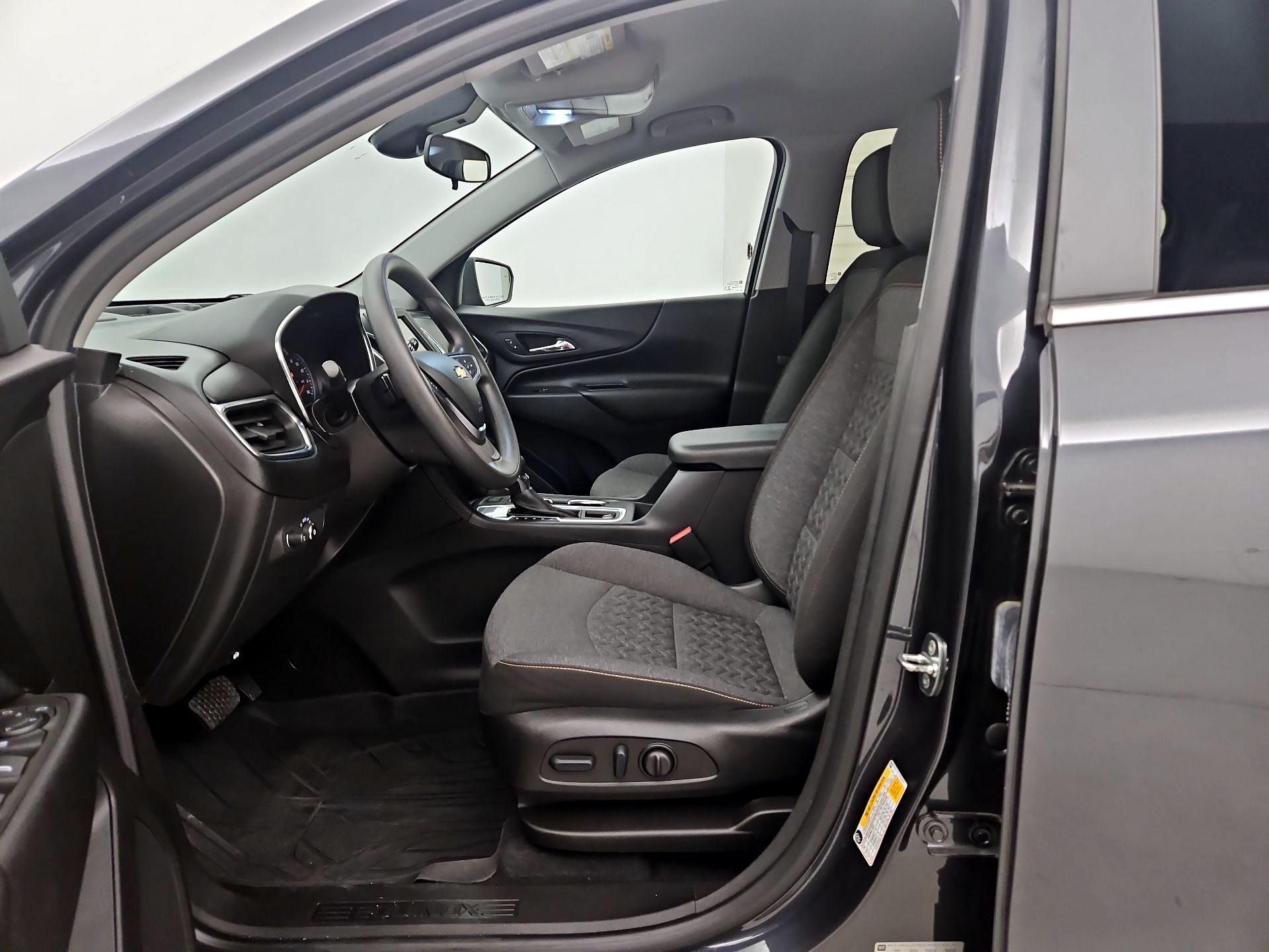 Thumbnail: 2022 Chevrolet Equinox - 11