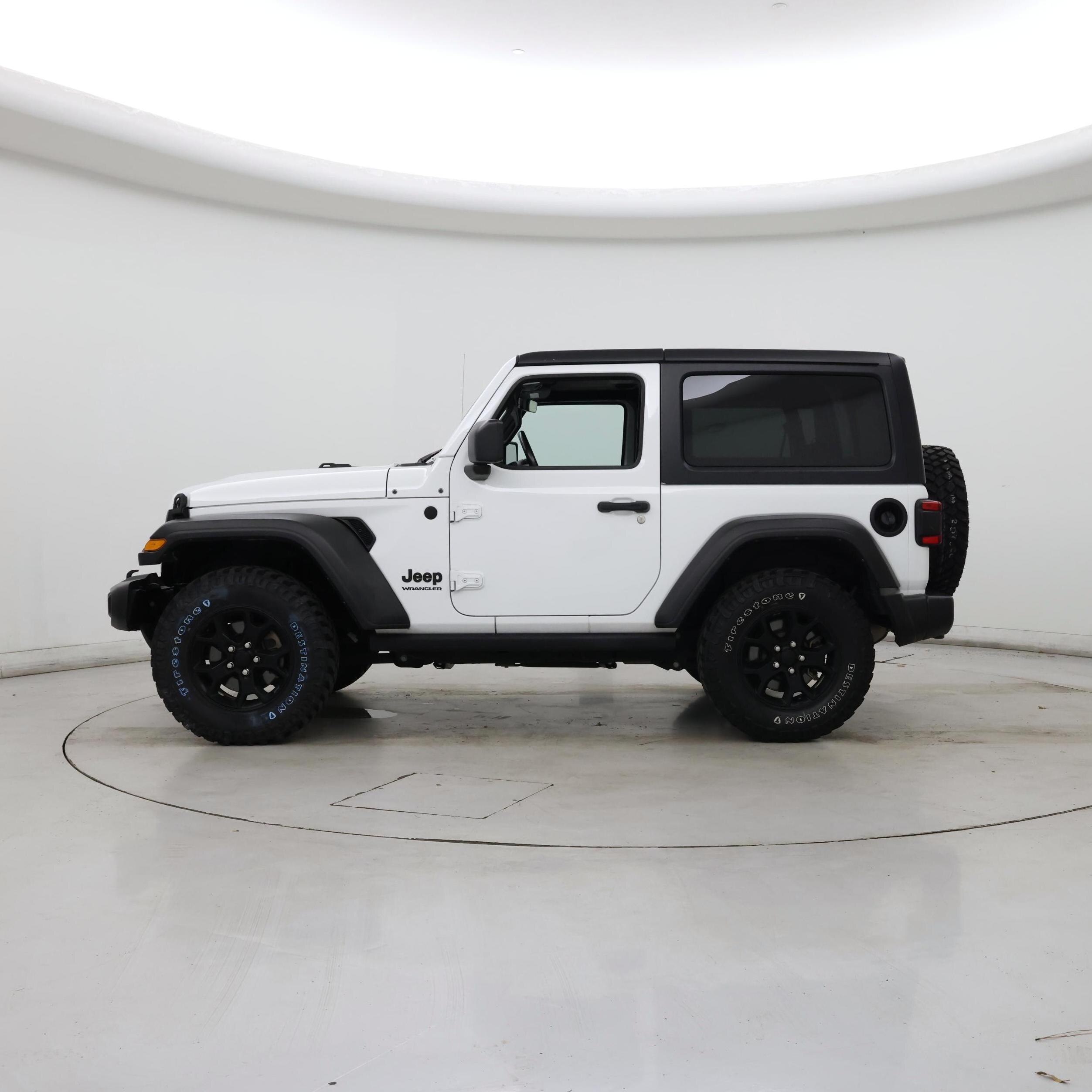 Thumbnail: 2021 Jeep Wrangler - 3