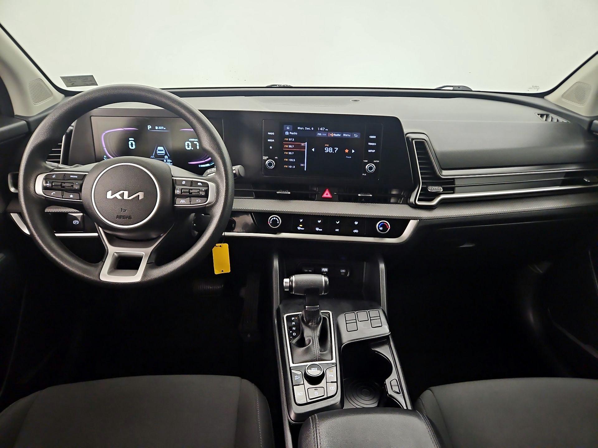 Thumbnail: 2023 Kia Sportage - 9