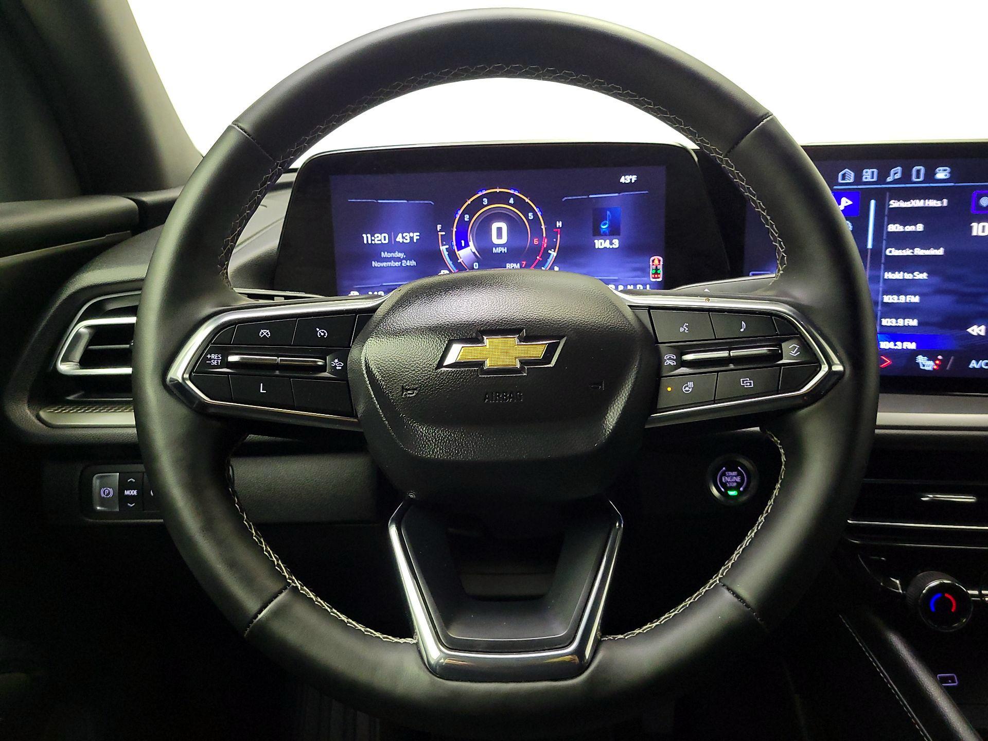 Thumbnail: 2025 Chevrolet Traverse - 10