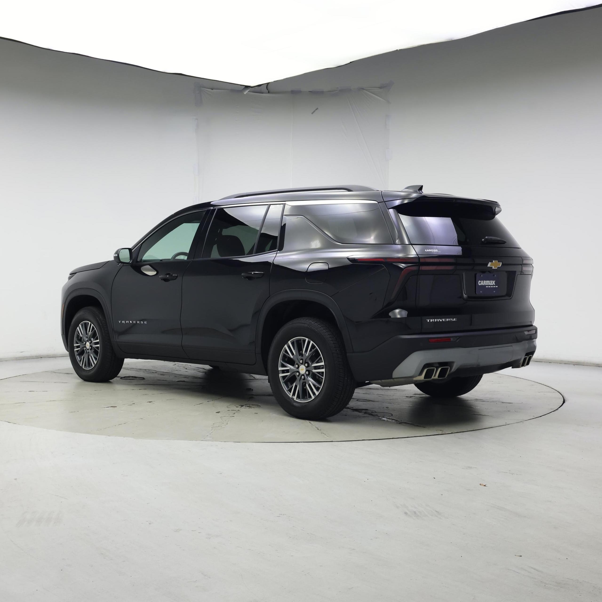 Thumbnail: 2025 Chevrolet Traverse - 2