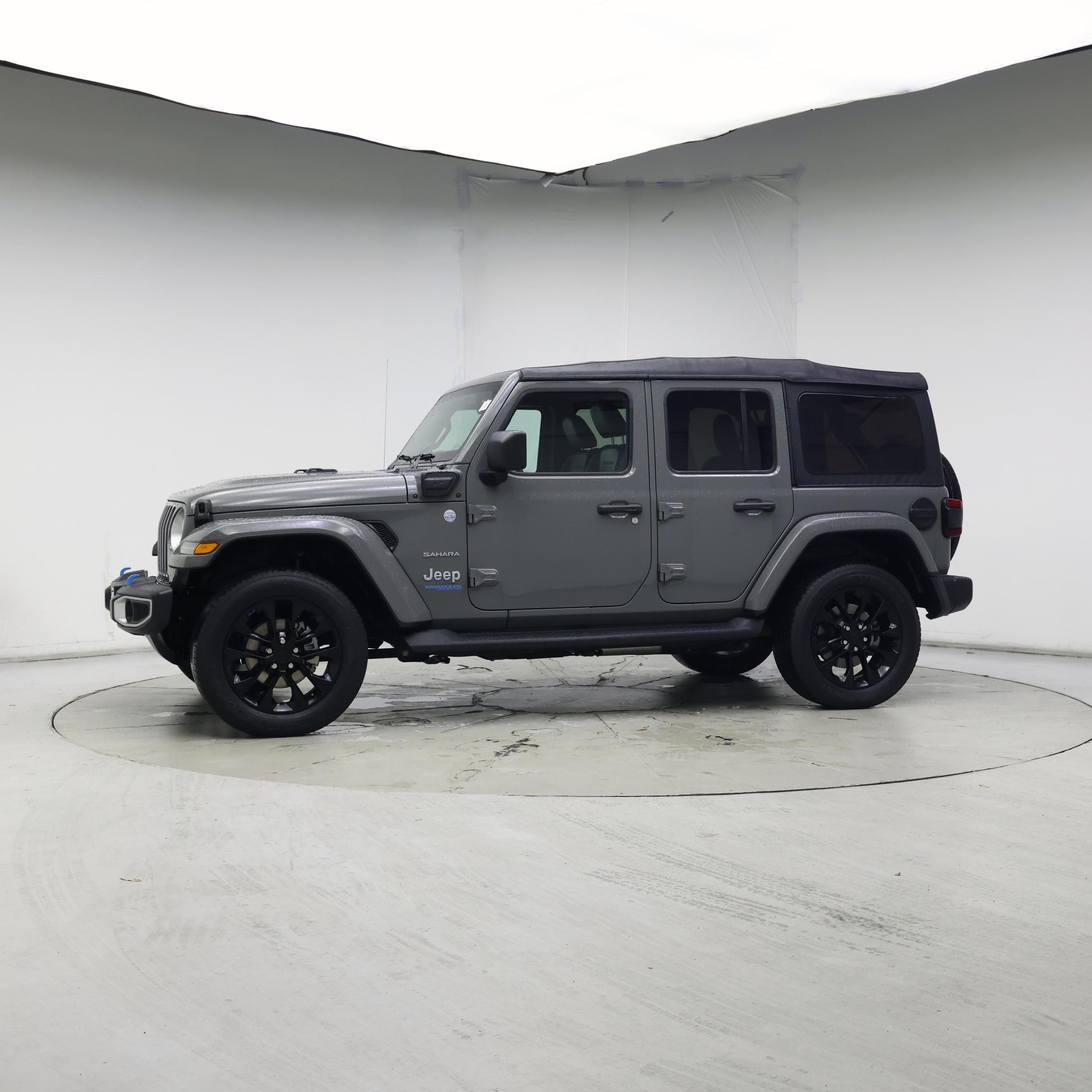 Thumbnail: 2022 Jeep Wrangler - 3