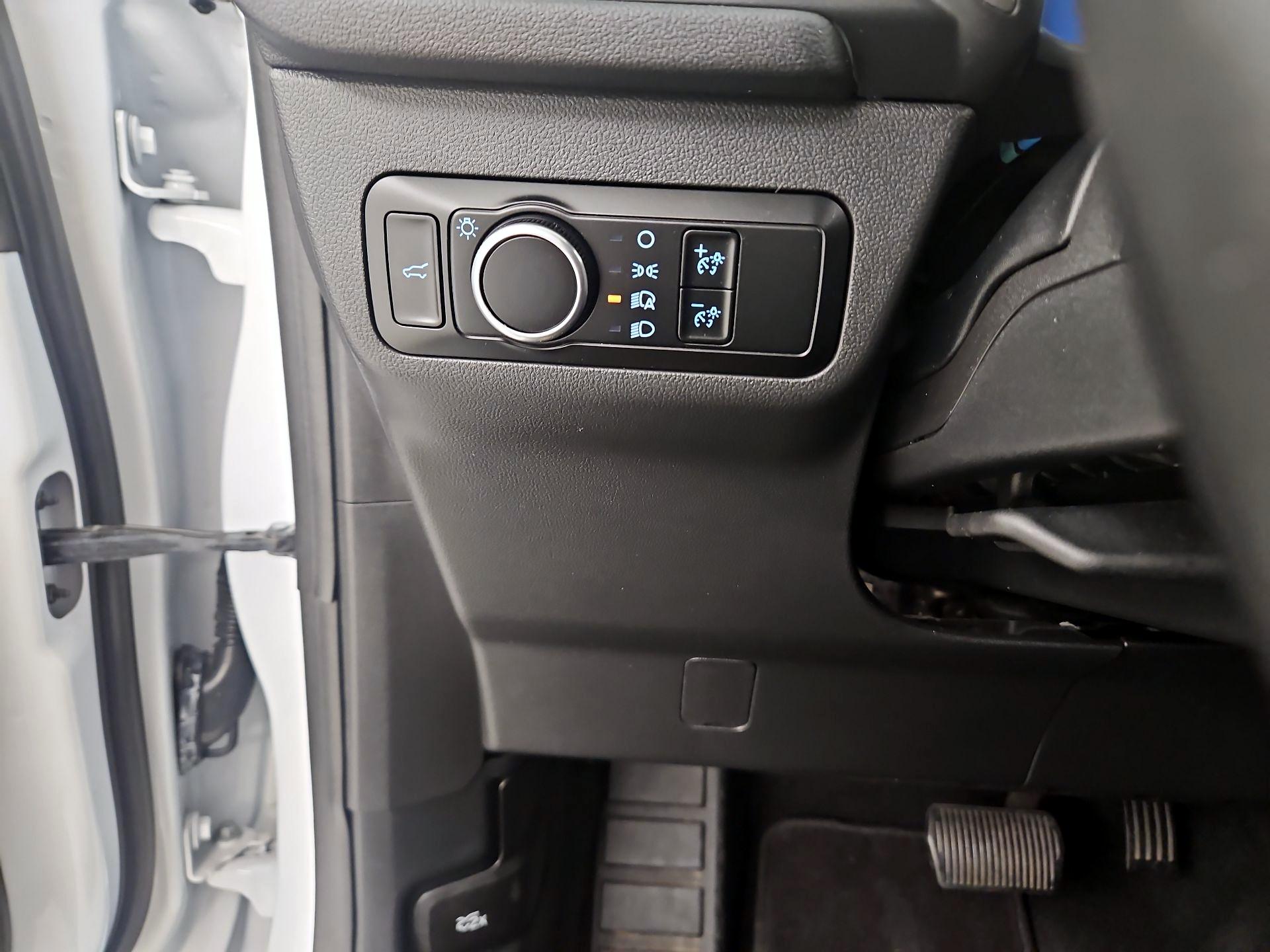 Thumbnail: 2023 Ford Escape - 13