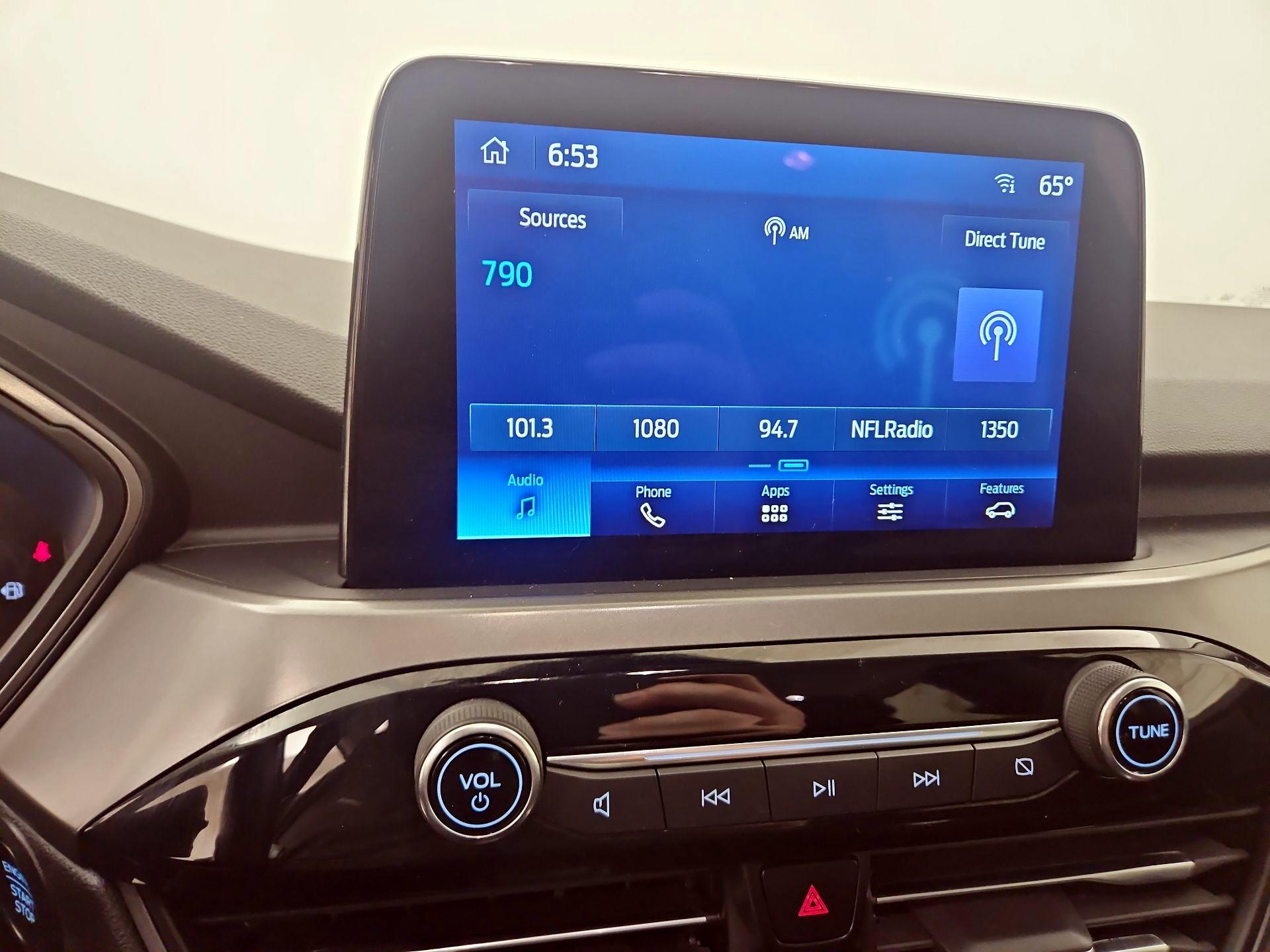 Thumbnail: 2023 Ford Escape - 15