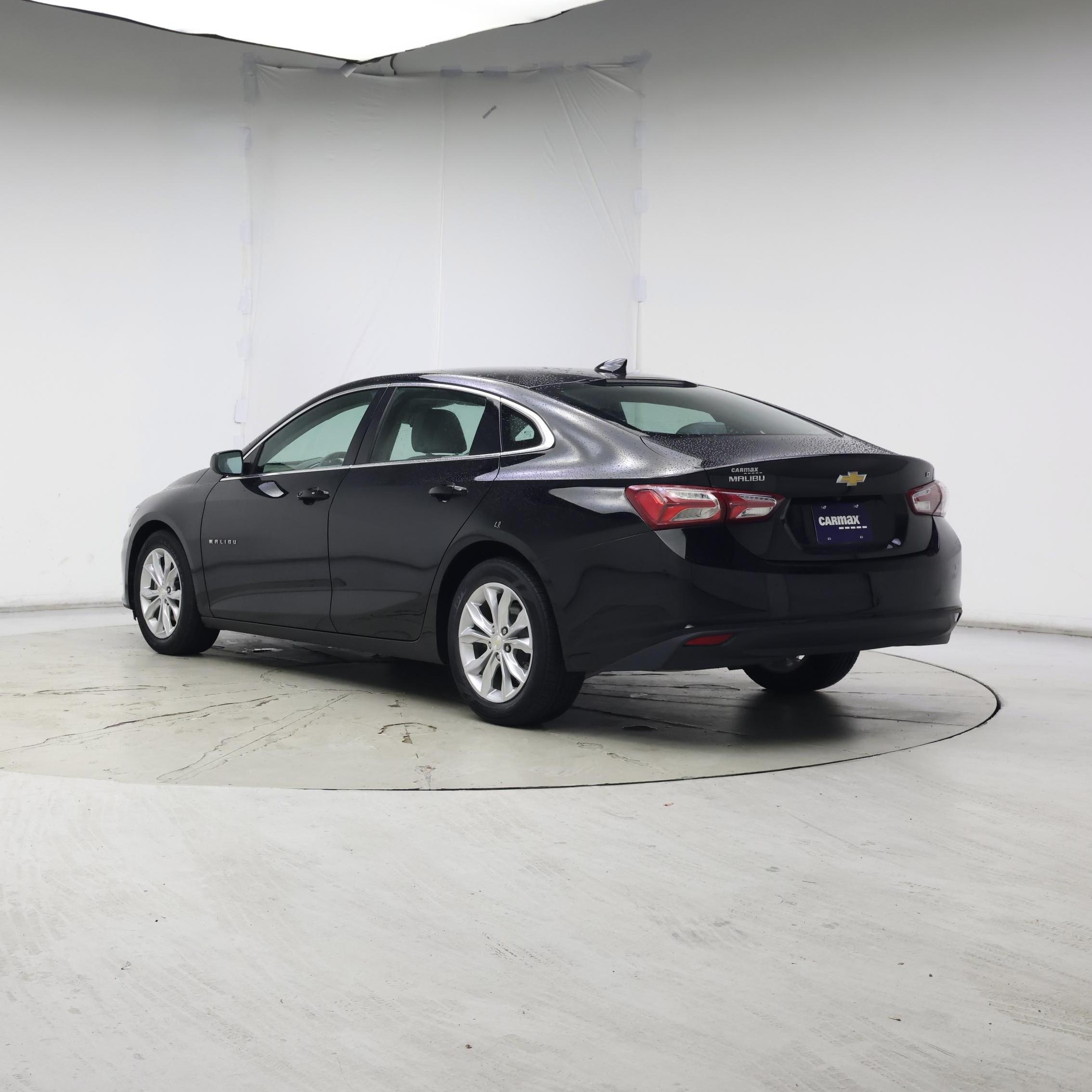 Thumbnail: 2020 Chevrolet Malibu - 2