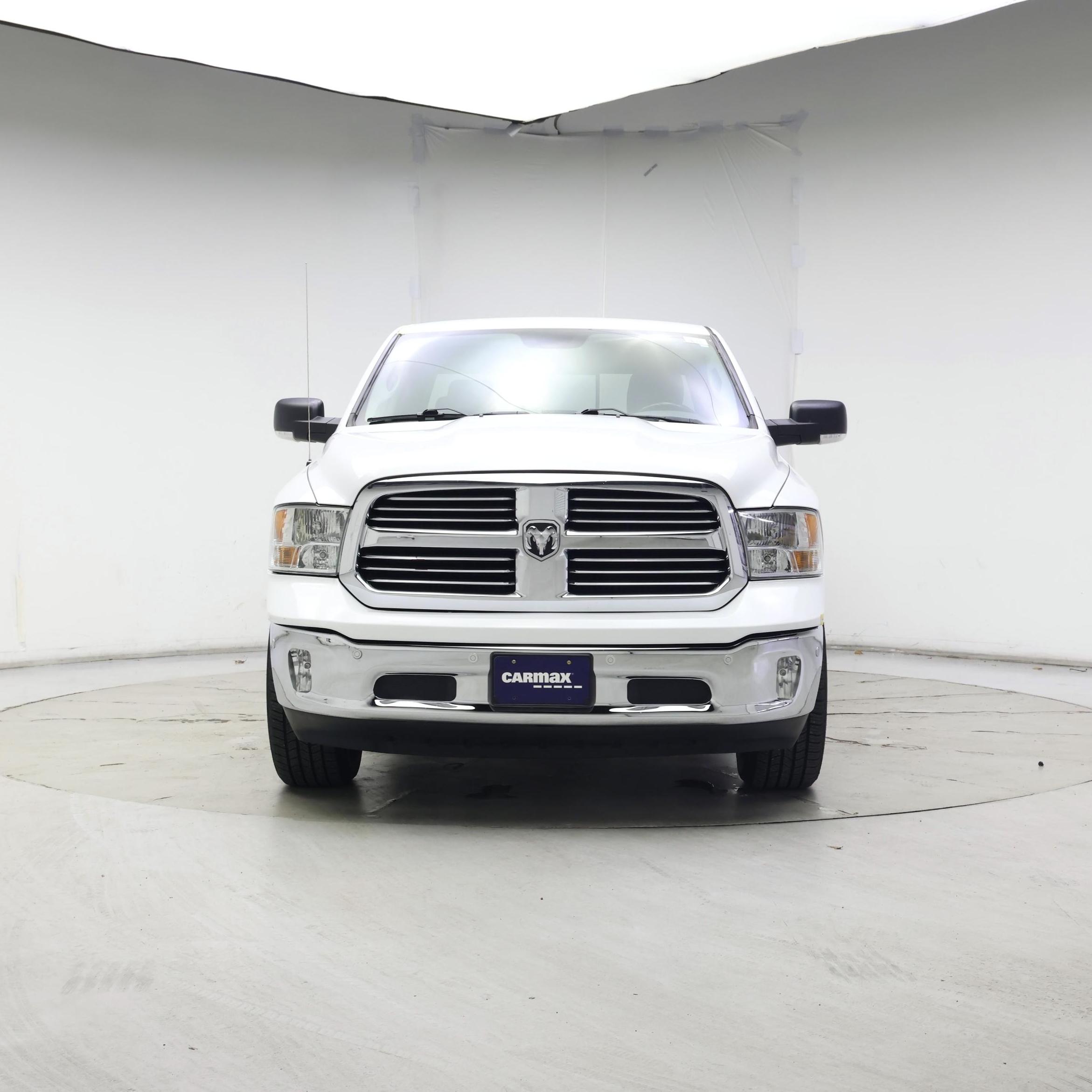 Thumbnail: 2019 RAM 1500 Classic - 5