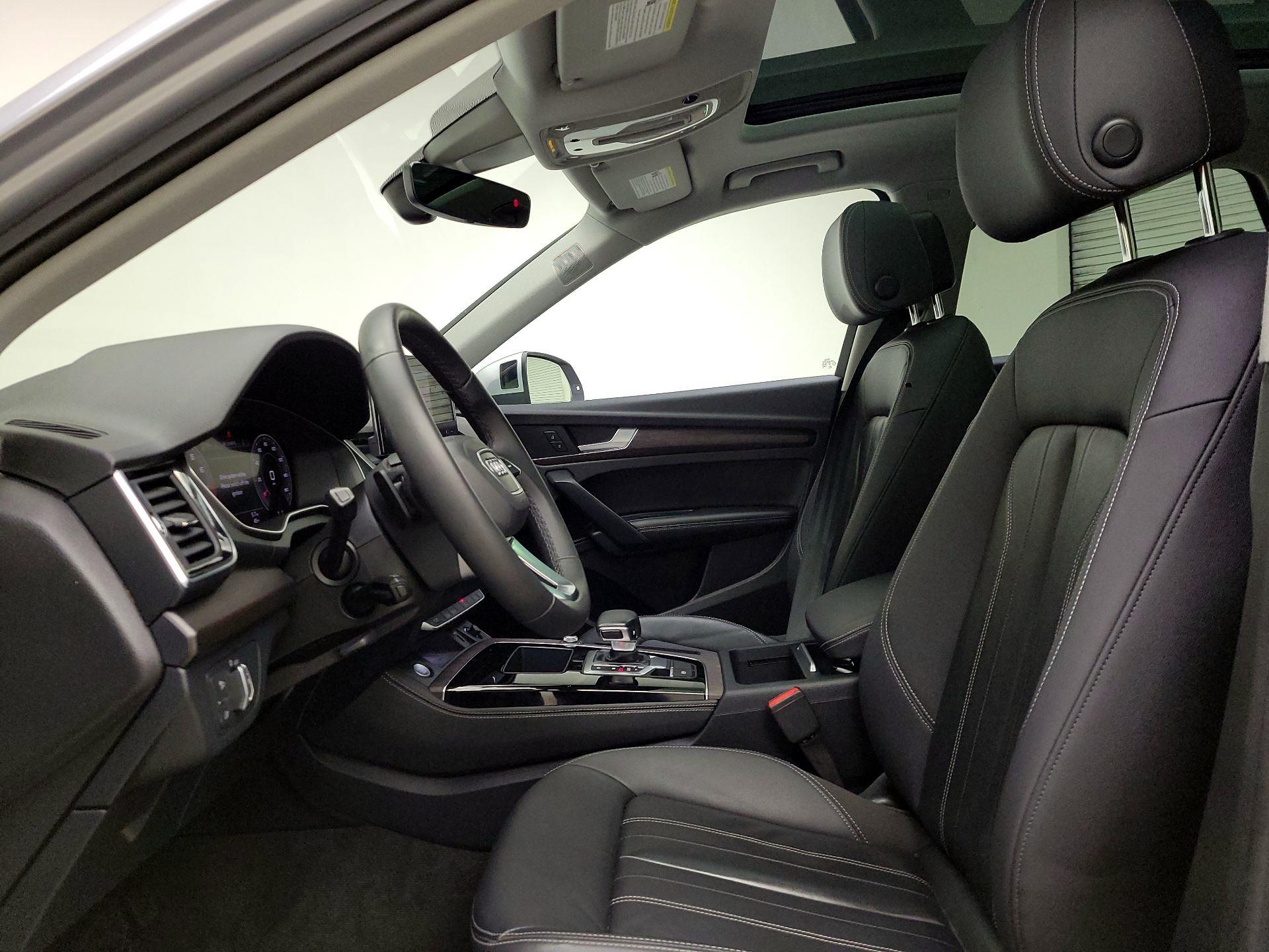 Thumbnail: 2022 Audi Q5 - 11