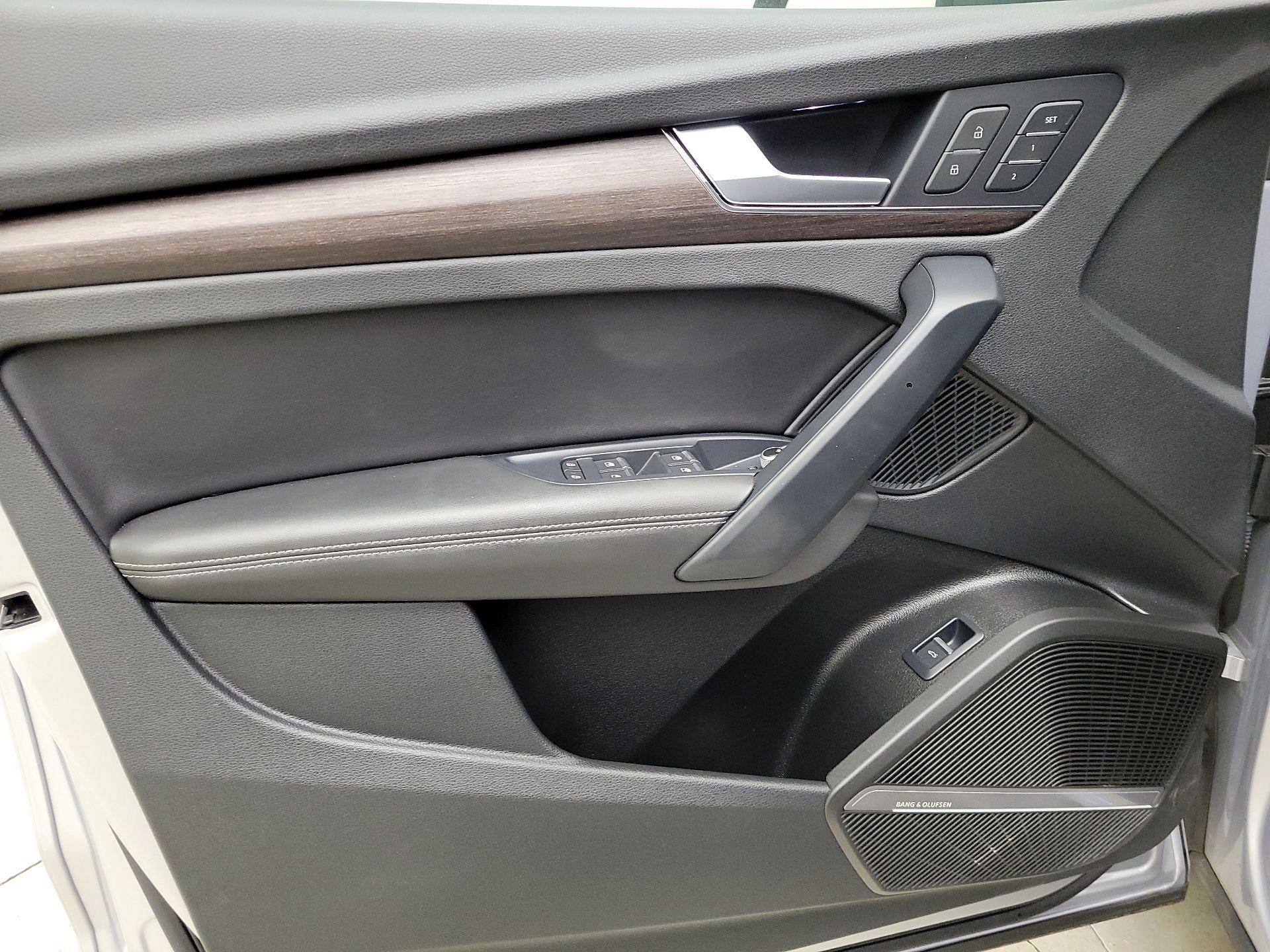 Thumbnail: 2022 Audi Q5 - 12