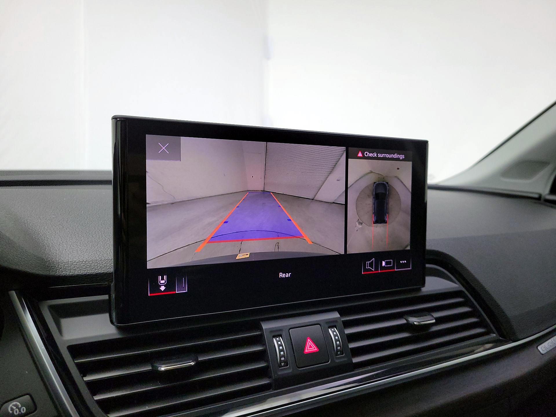 Thumbnail: 2022 Audi Q5 - 15