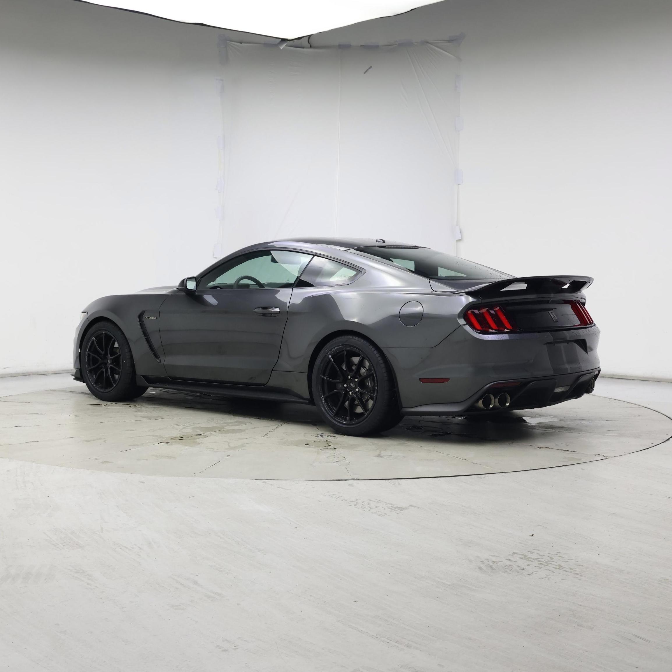 Thumbnail: 2019 Ford Mustang - 2