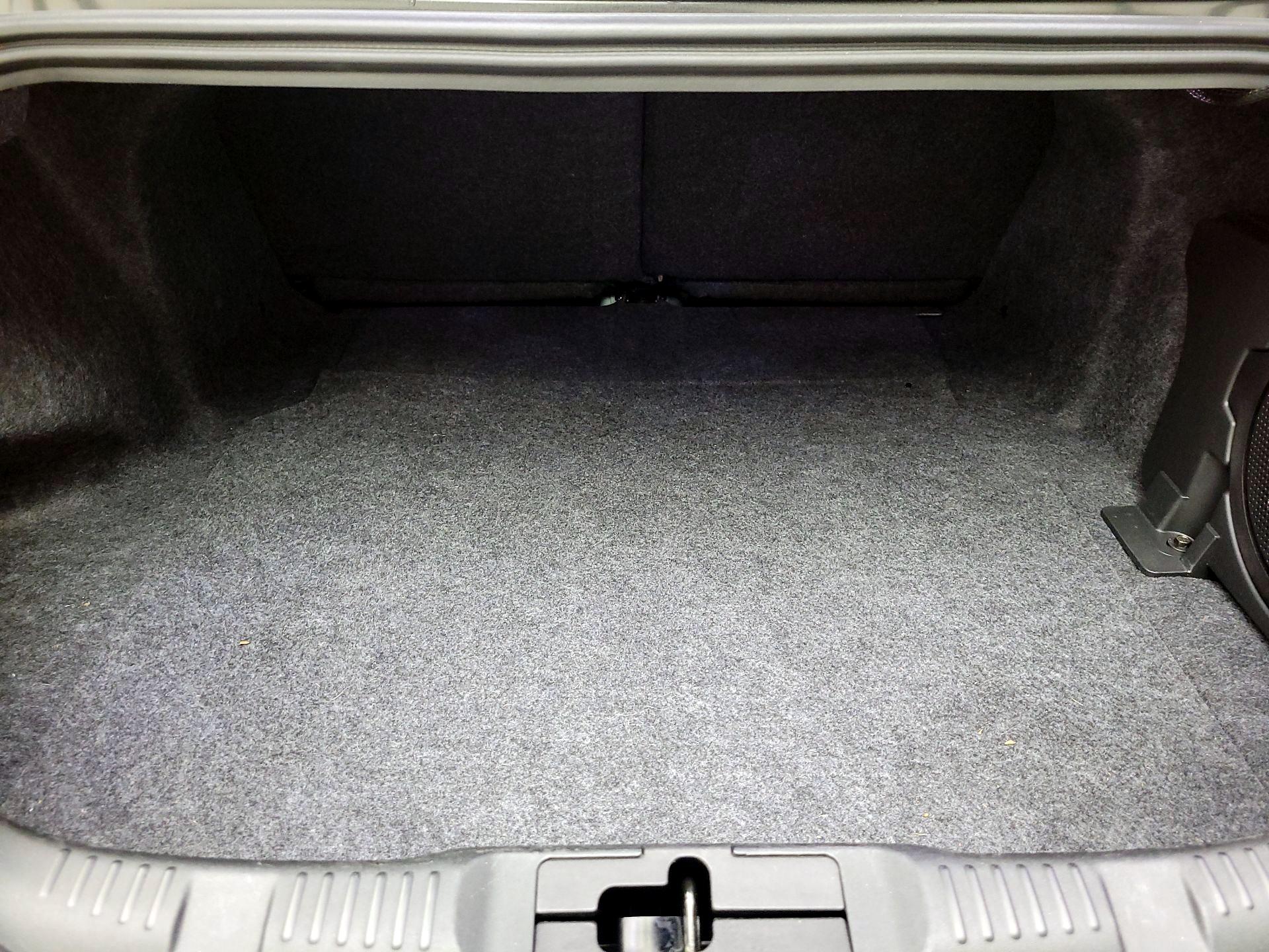 Thumbnail: 2019 Ford Mustang - 20