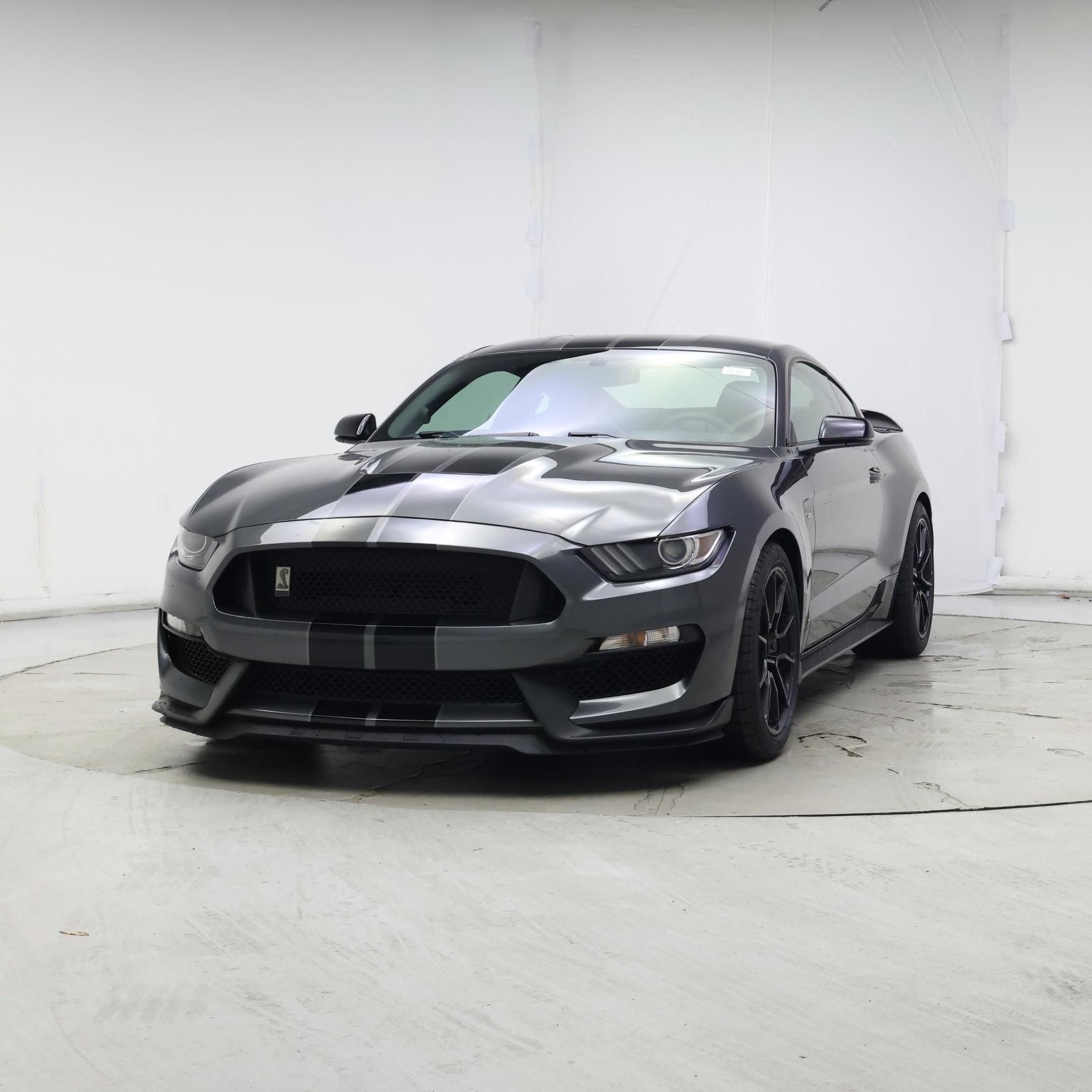 Thumbnail: 2019 Ford Mustang - 4