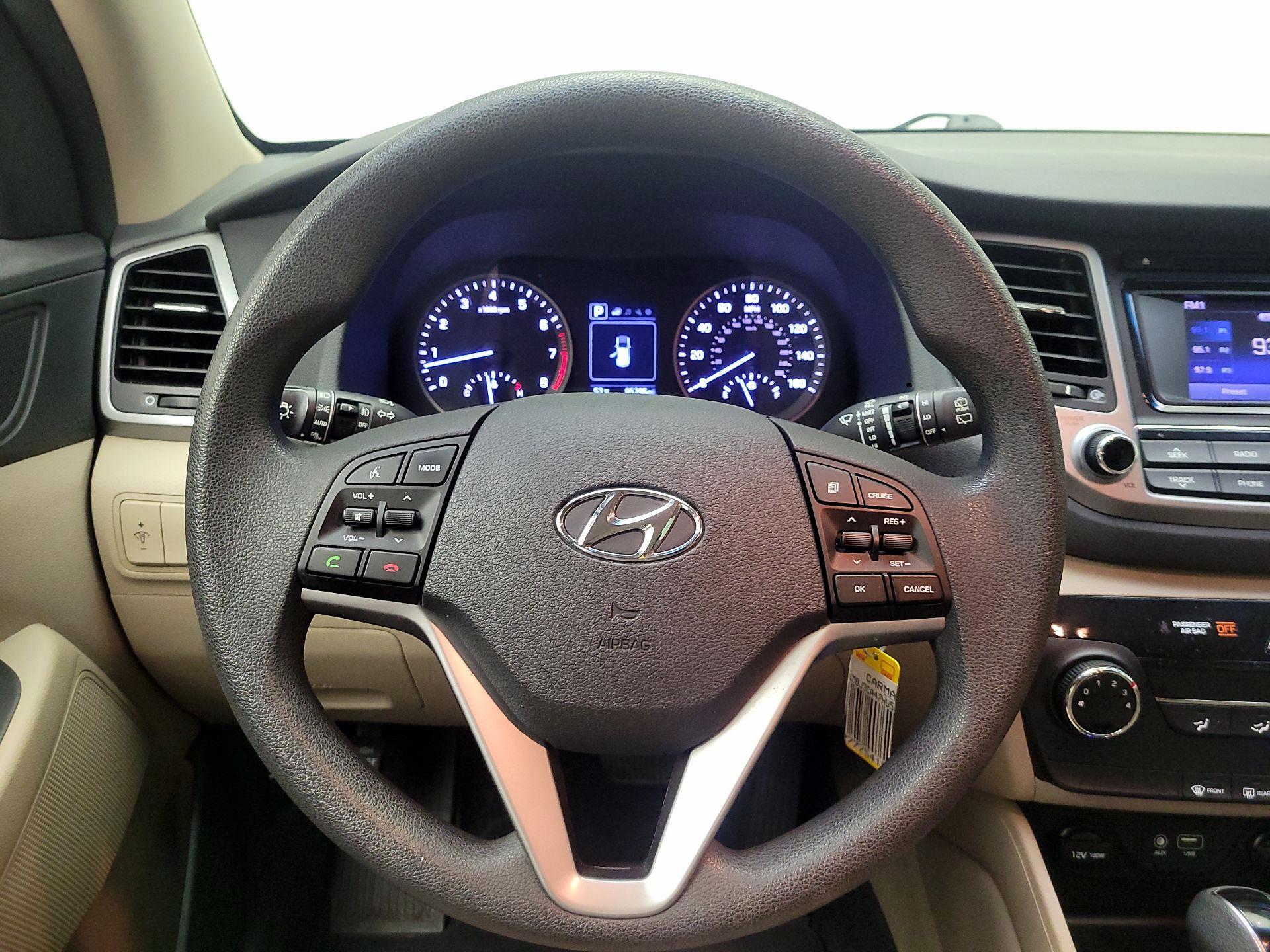 Thumbnail: 2017 Hyundai Tucson - 10