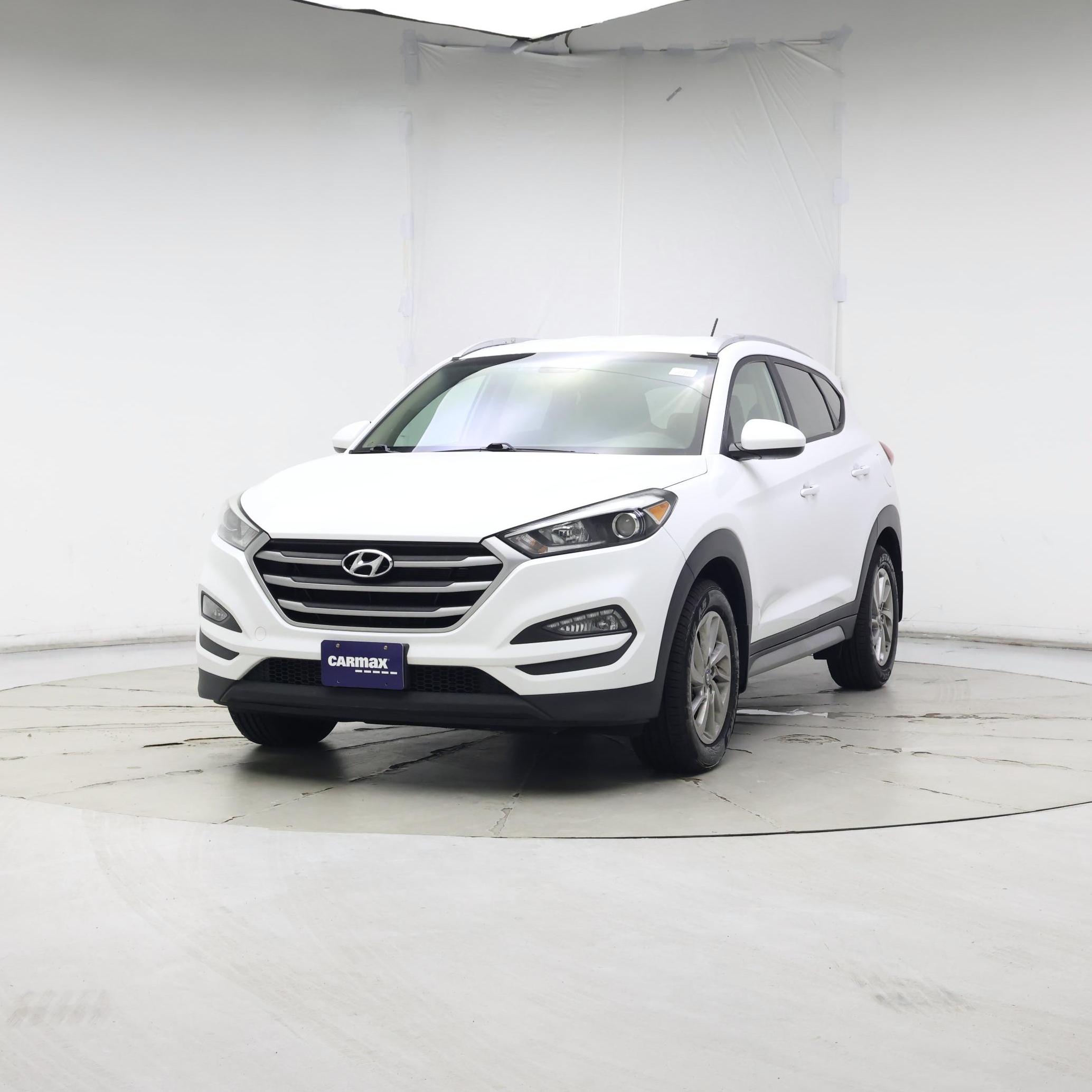 Thumbnail: 2017 Hyundai Tucson - 4