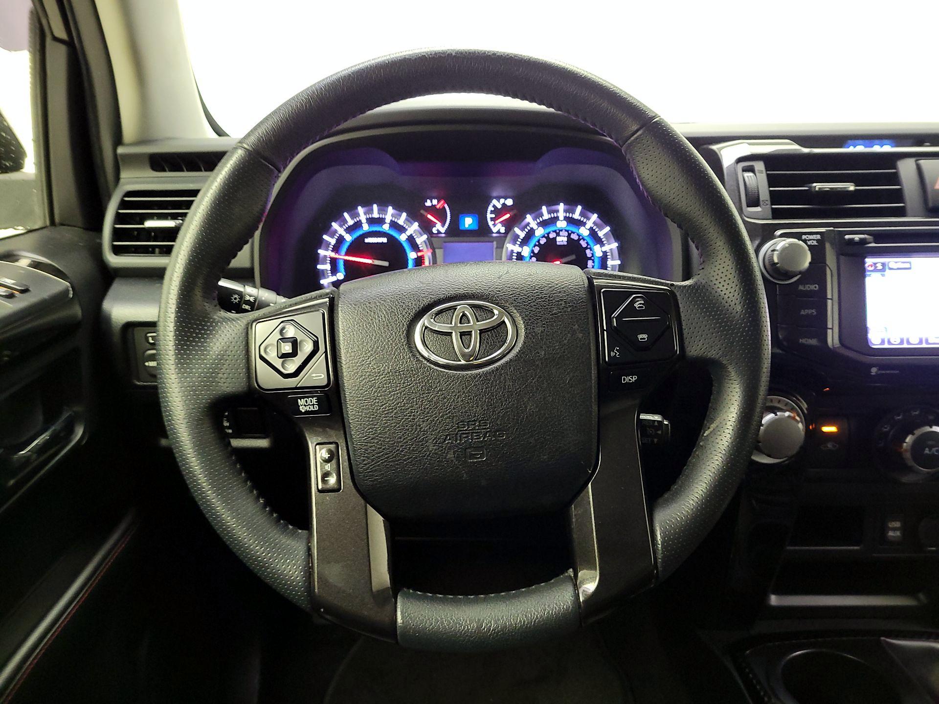 Thumbnail: 2019 Toyota 4Runner - 10