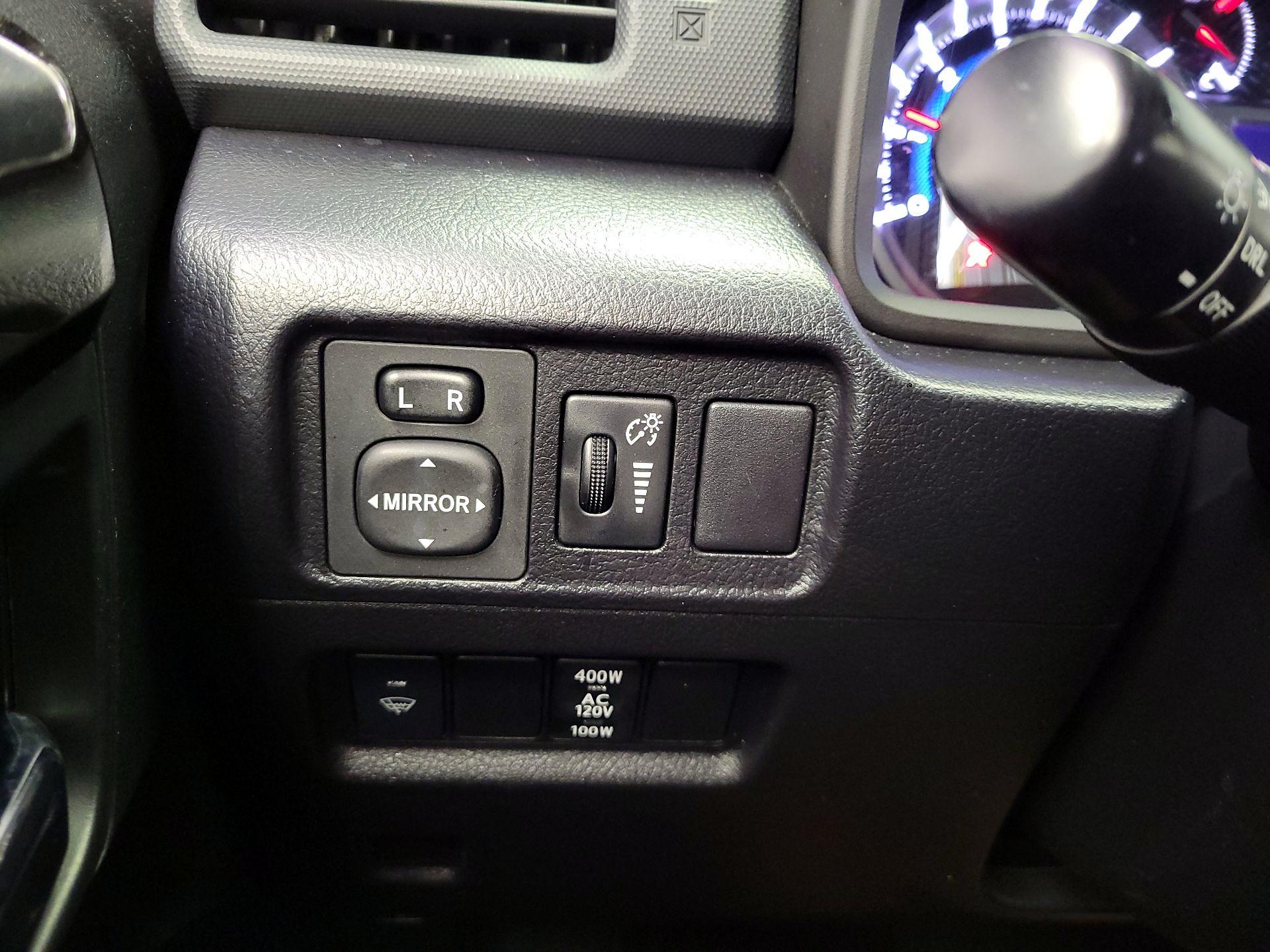 Thumbnail: 2019 Toyota 4Runner - 13