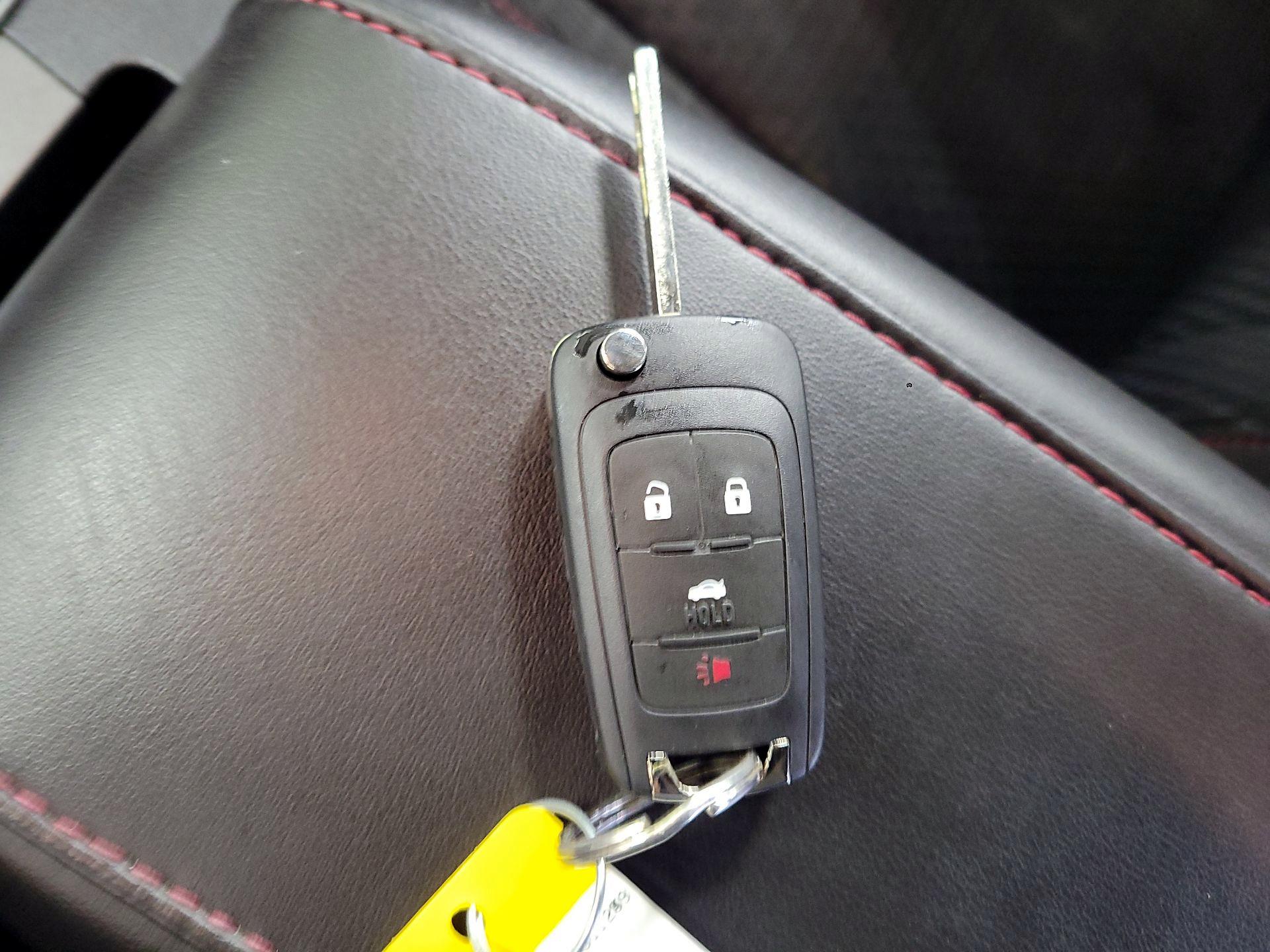 Thumbnail: 2014 Chevrolet Equinox - 20