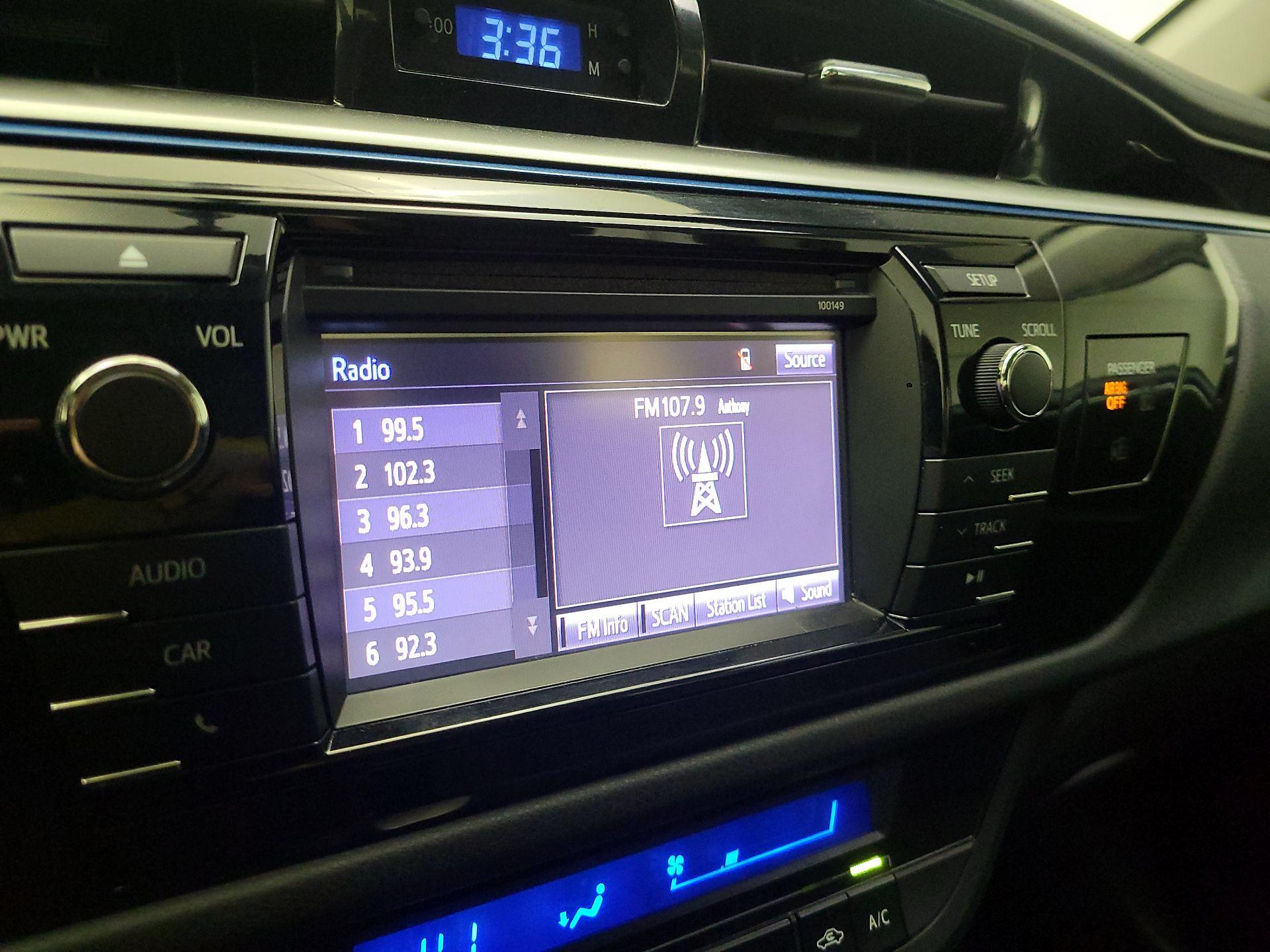 Thumbnail: 2014 Toyota Corolla - 15