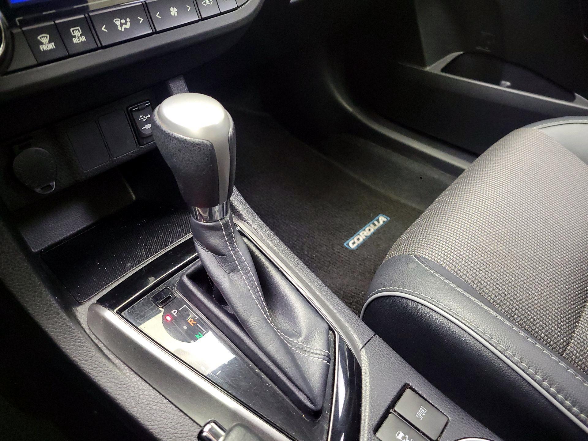 Thumbnail: 2014 Toyota Corolla - 17