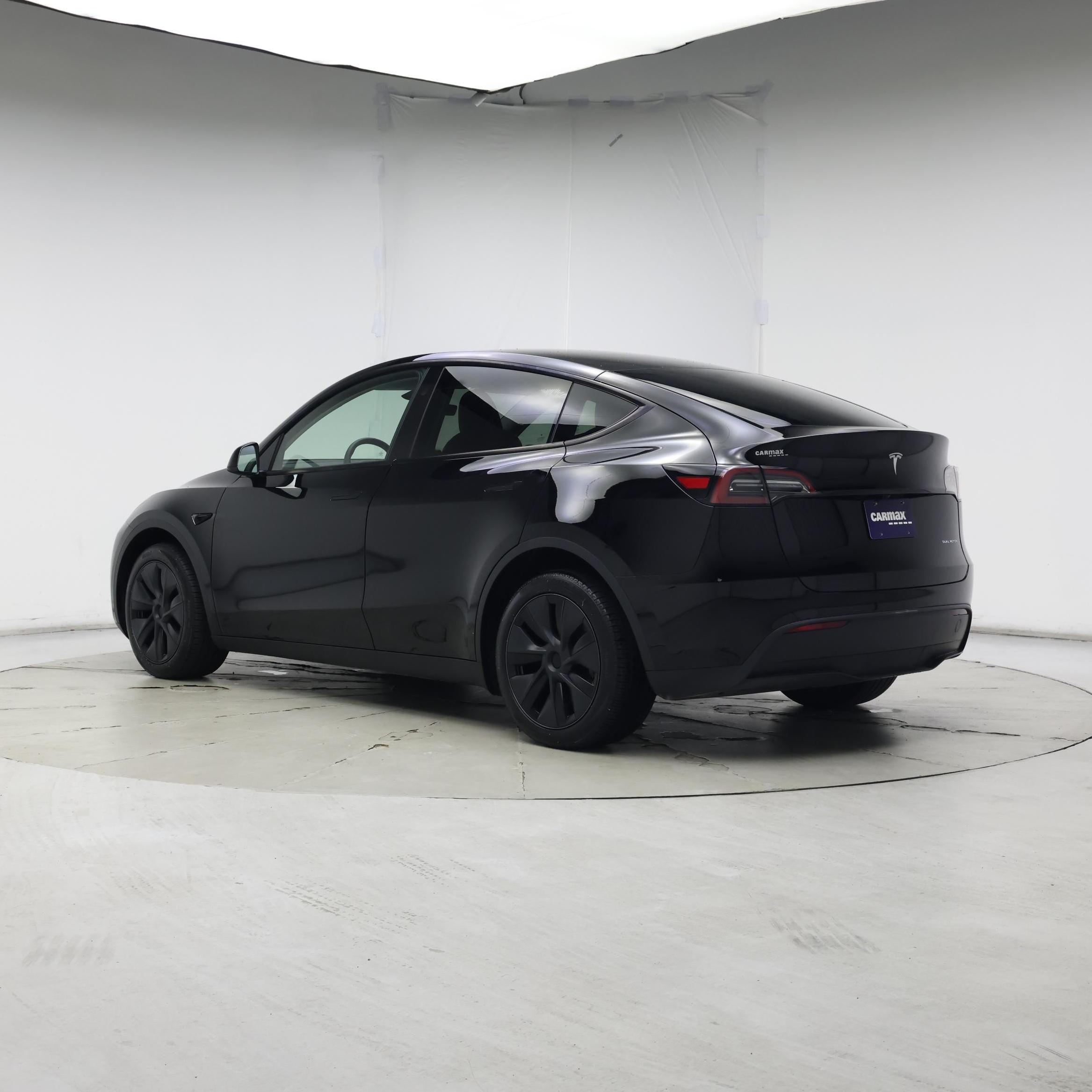 Thumbnail: 2025 Tesla Model Y - 2