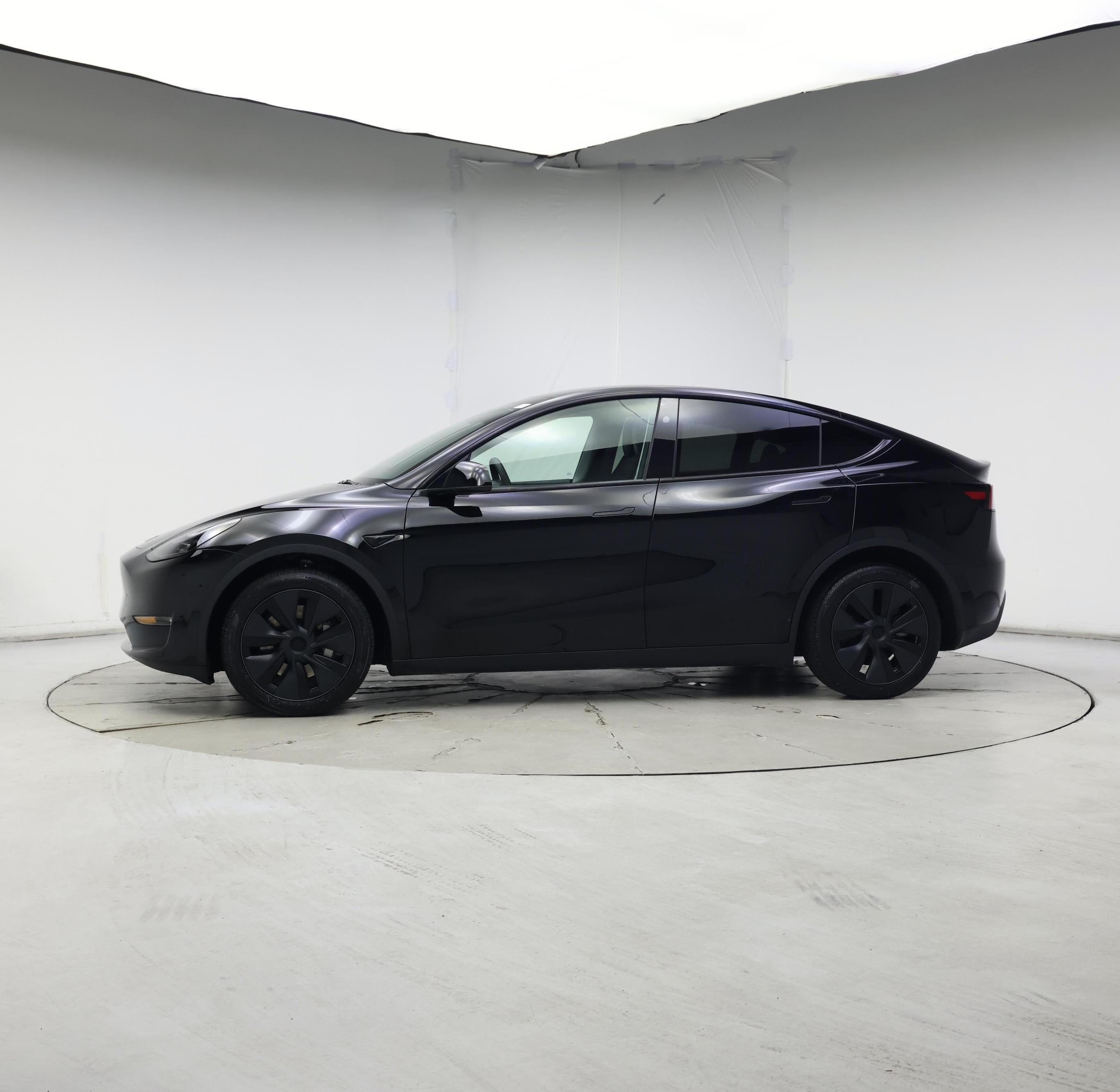 Thumbnail: 2025 Tesla Model Y - 3