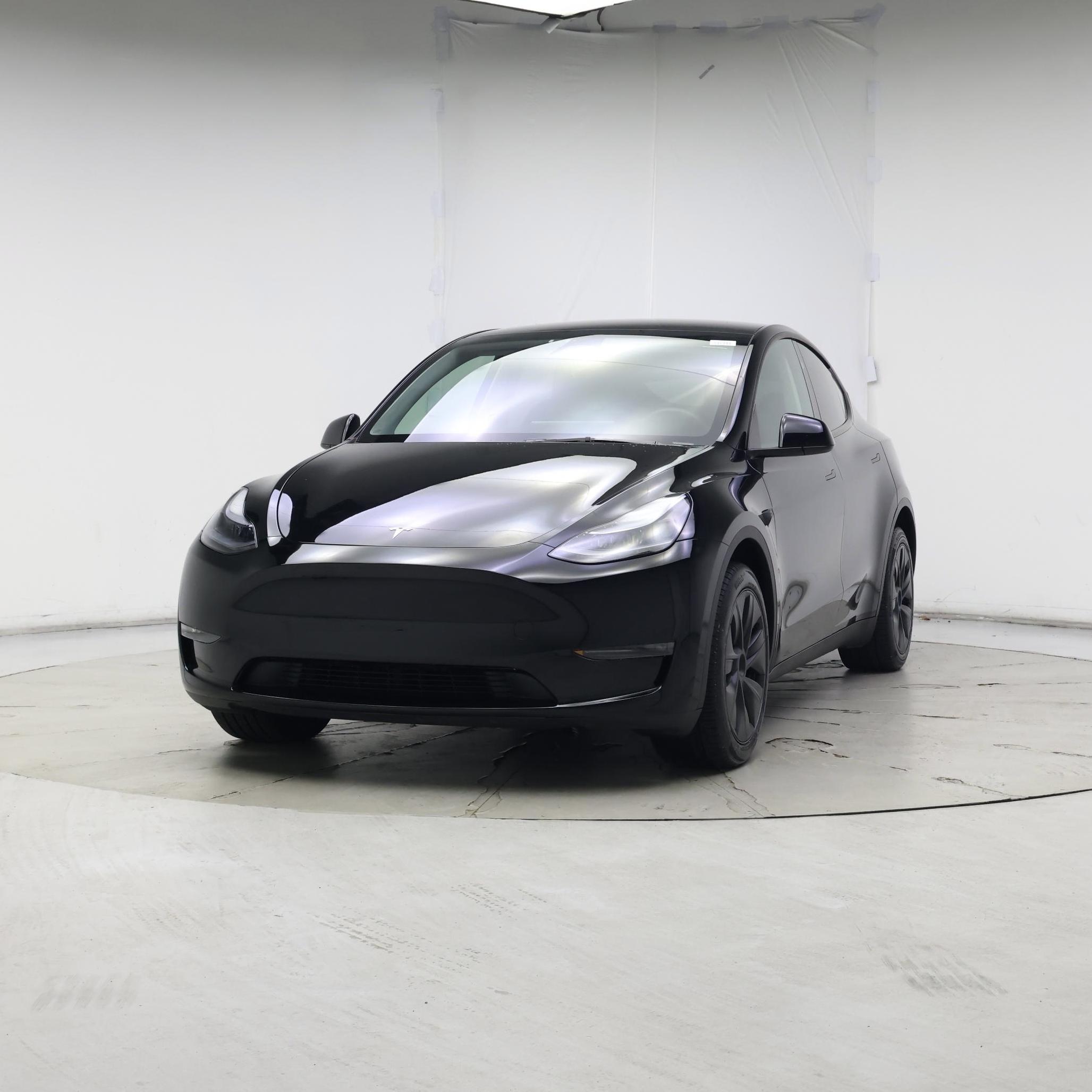 Thumbnail: 2025 Tesla Model Y - 4