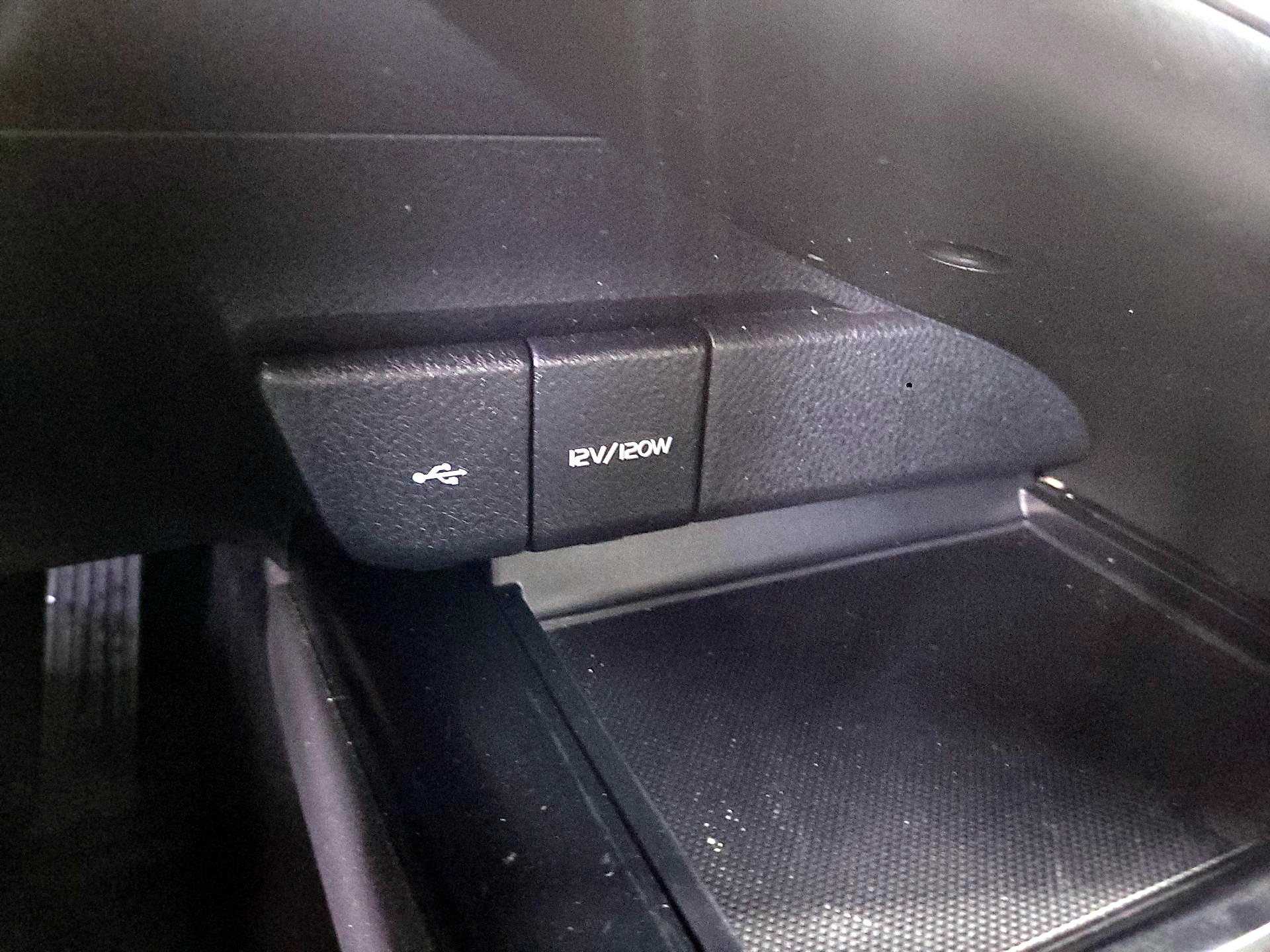 Thumbnail: 2020 Toyota Camry - 18