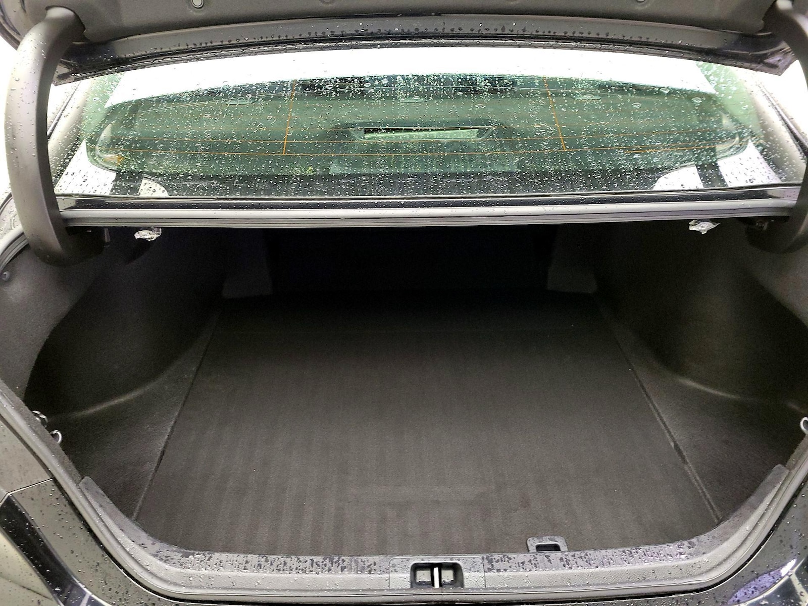2020 Toyota Camry SE - Photo 21