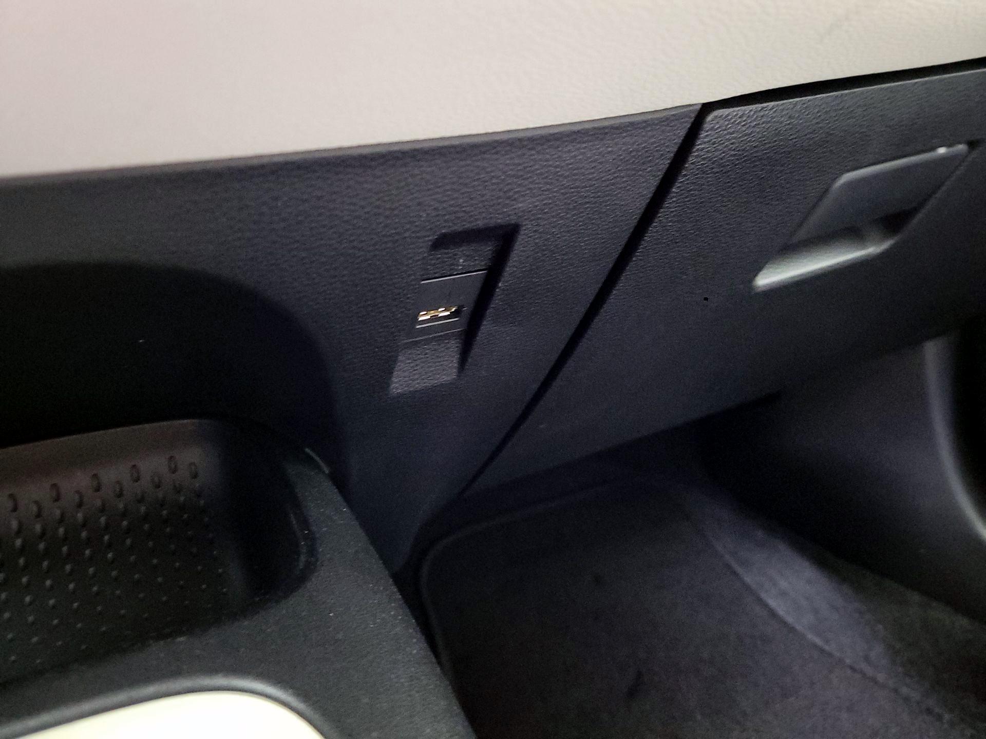 Thumbnail: 2021 Toyota Corolla - 19