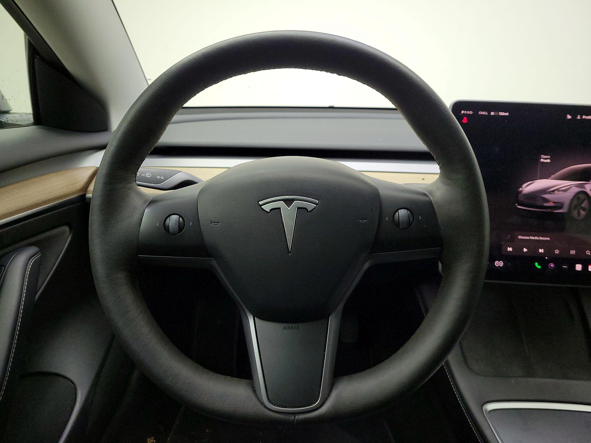 Thumbnail: 2022 Tesla Model 3 - 10