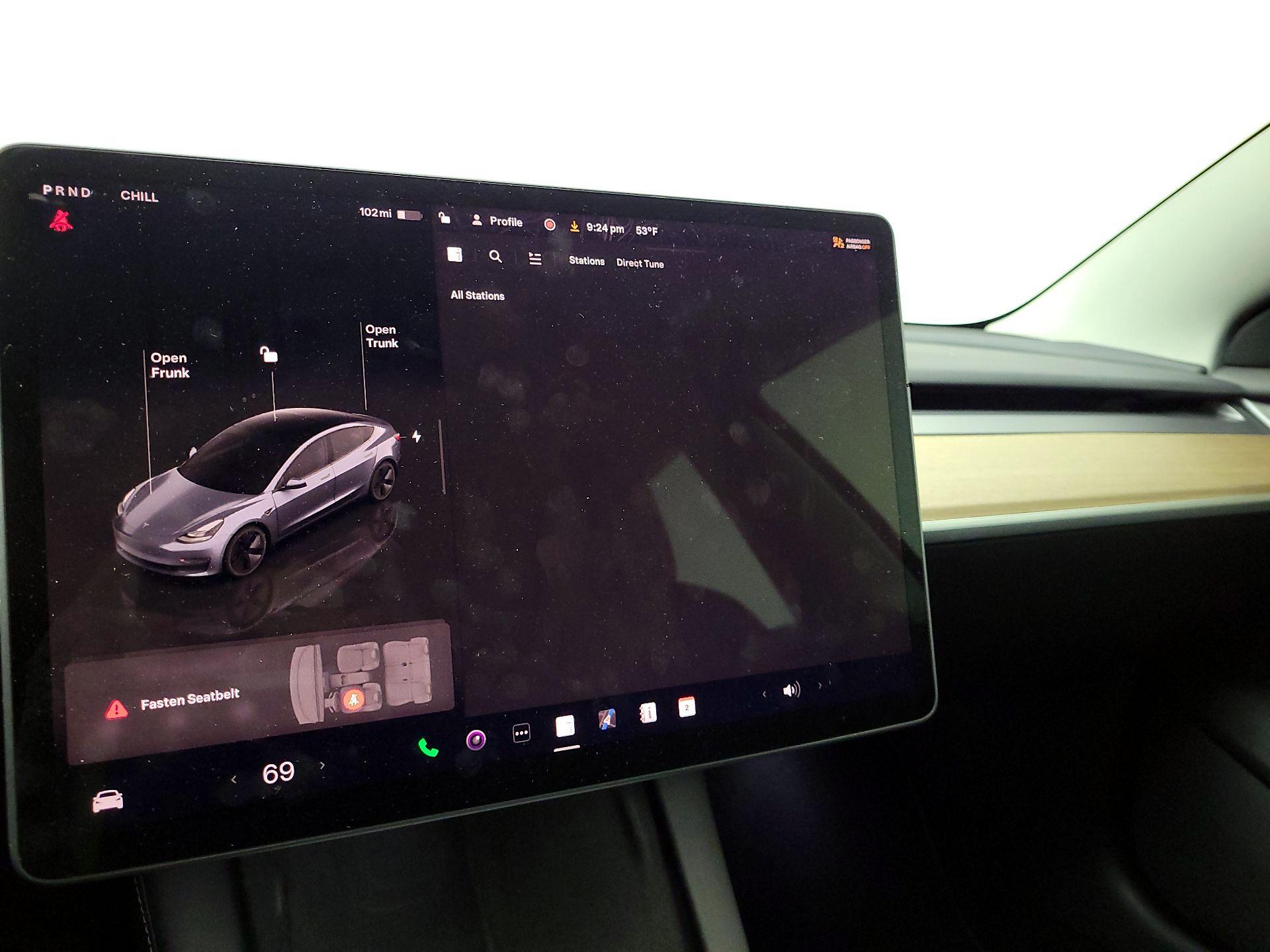Thumbnail: 2022 Tesla Model 3 - 15