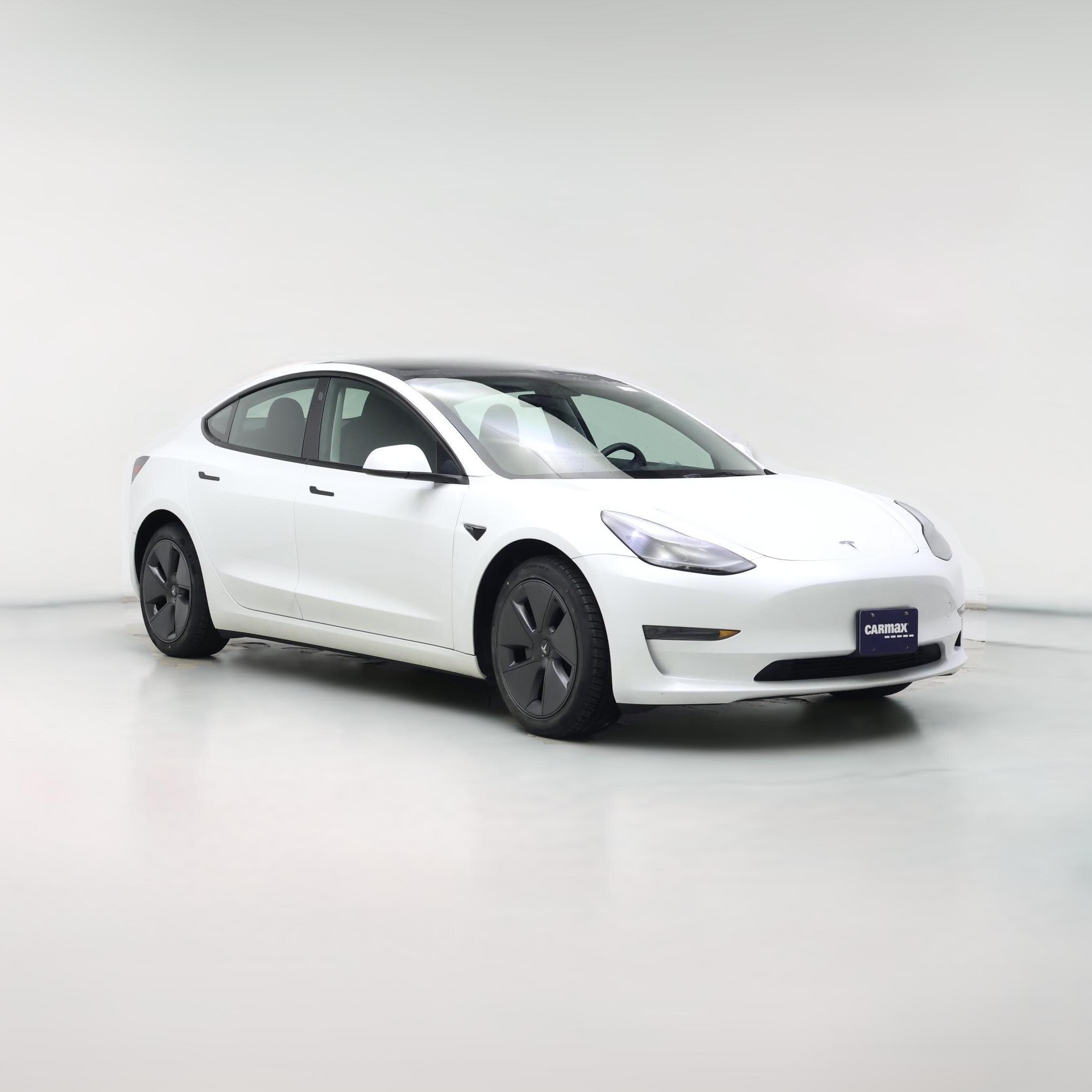 Thumbnail: 2023 Tesla Model 3 - 1