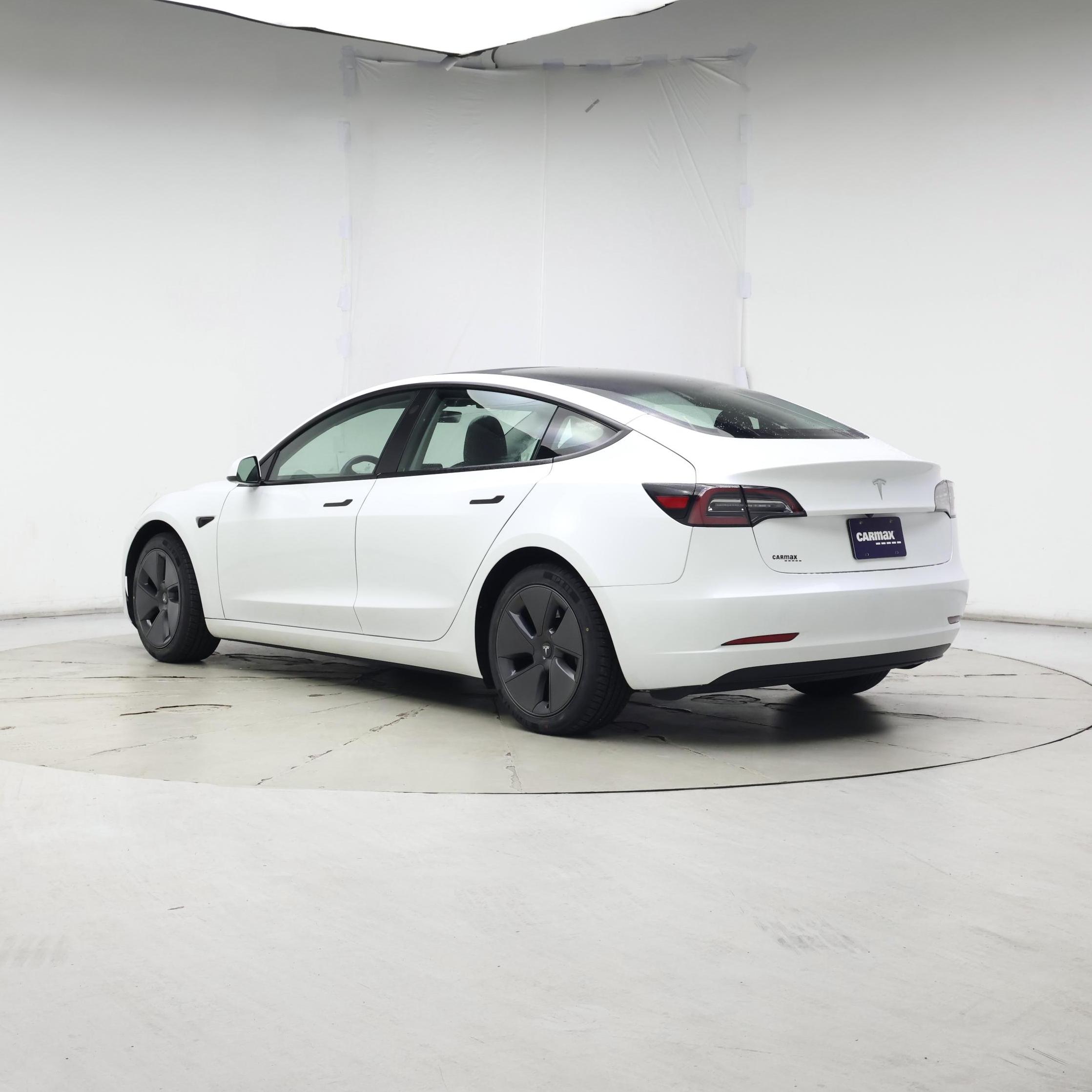 Thumbnail: 2023 Tesla Model 3 - 2