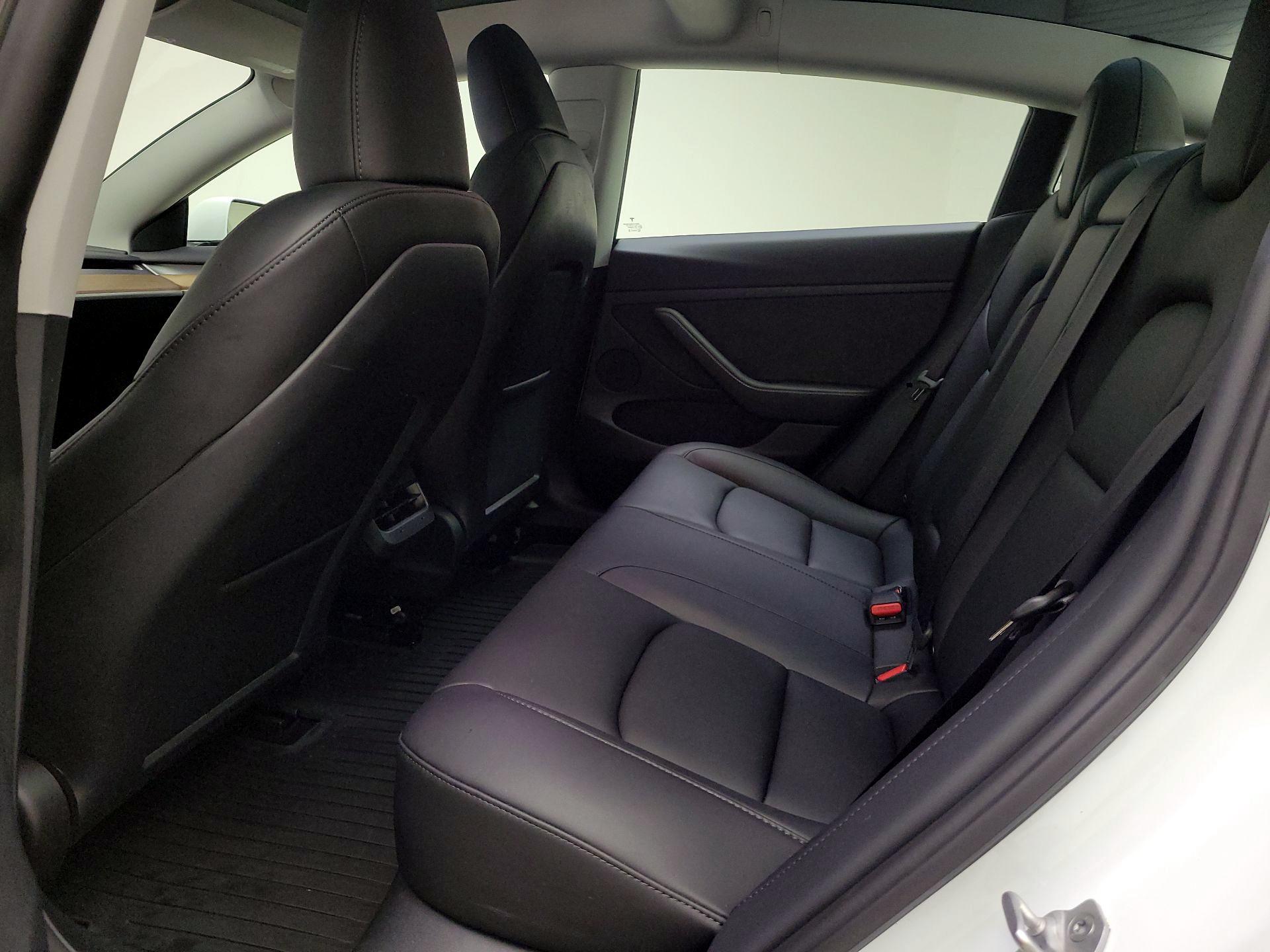 Thumbnail: 2023 Tesla Model 3 - 20