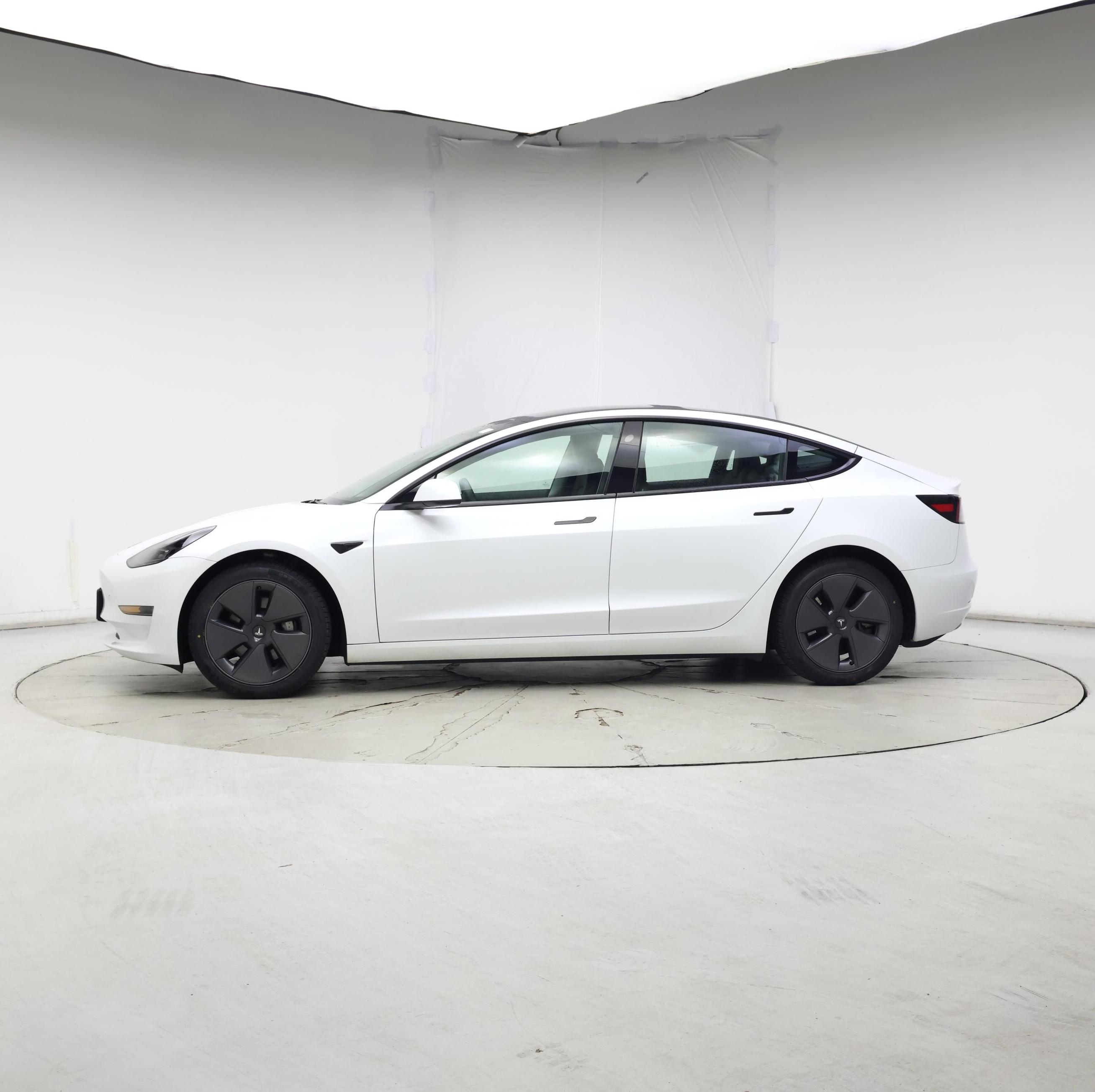 Thumbnail: 2023 Tesla Model 3 - 3