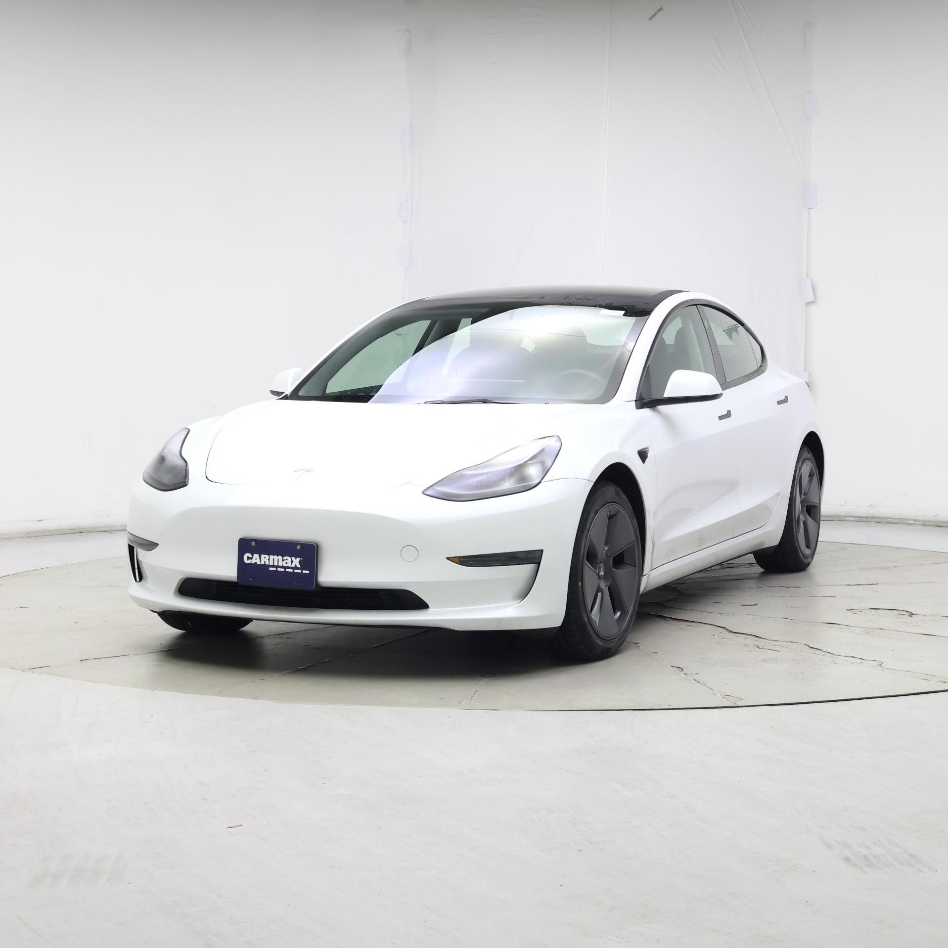 Thumbnail: 2023 Tesla Model 3 - 4