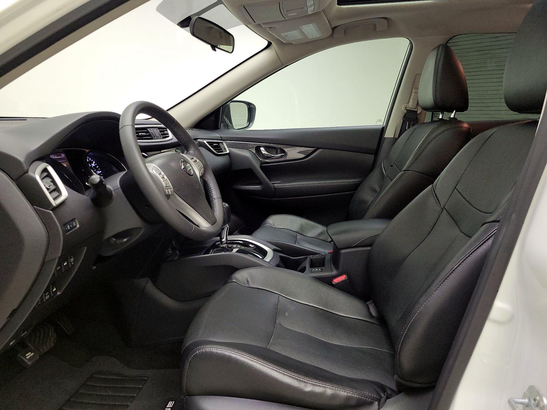 Thumbnail: 2016 Nissan Rogue - 11