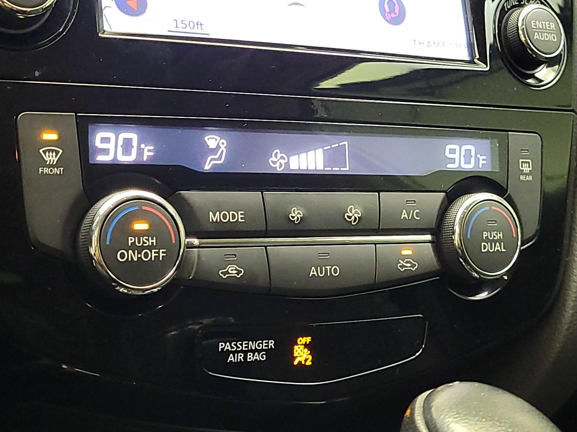 Thumbnail: 2016 Nissan Rogue - 17