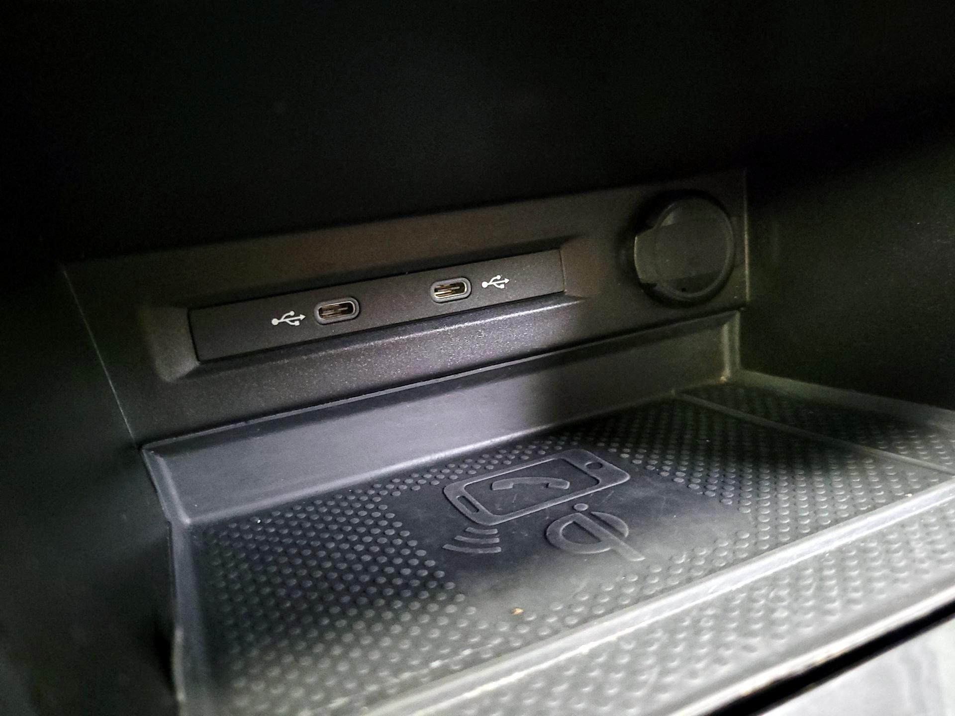 Thumbnail: 2023 Volkswagen Tiguan - 19