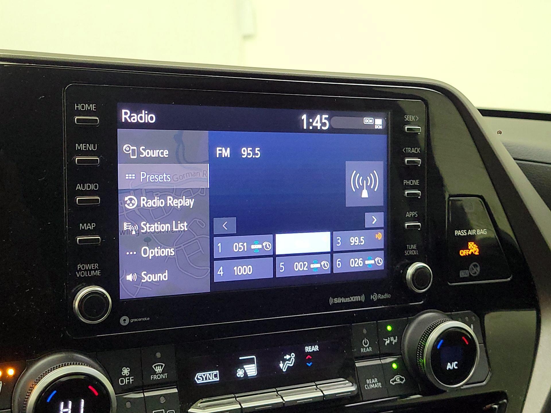 Thumbnail: 2020 Toyota Highlander - 16